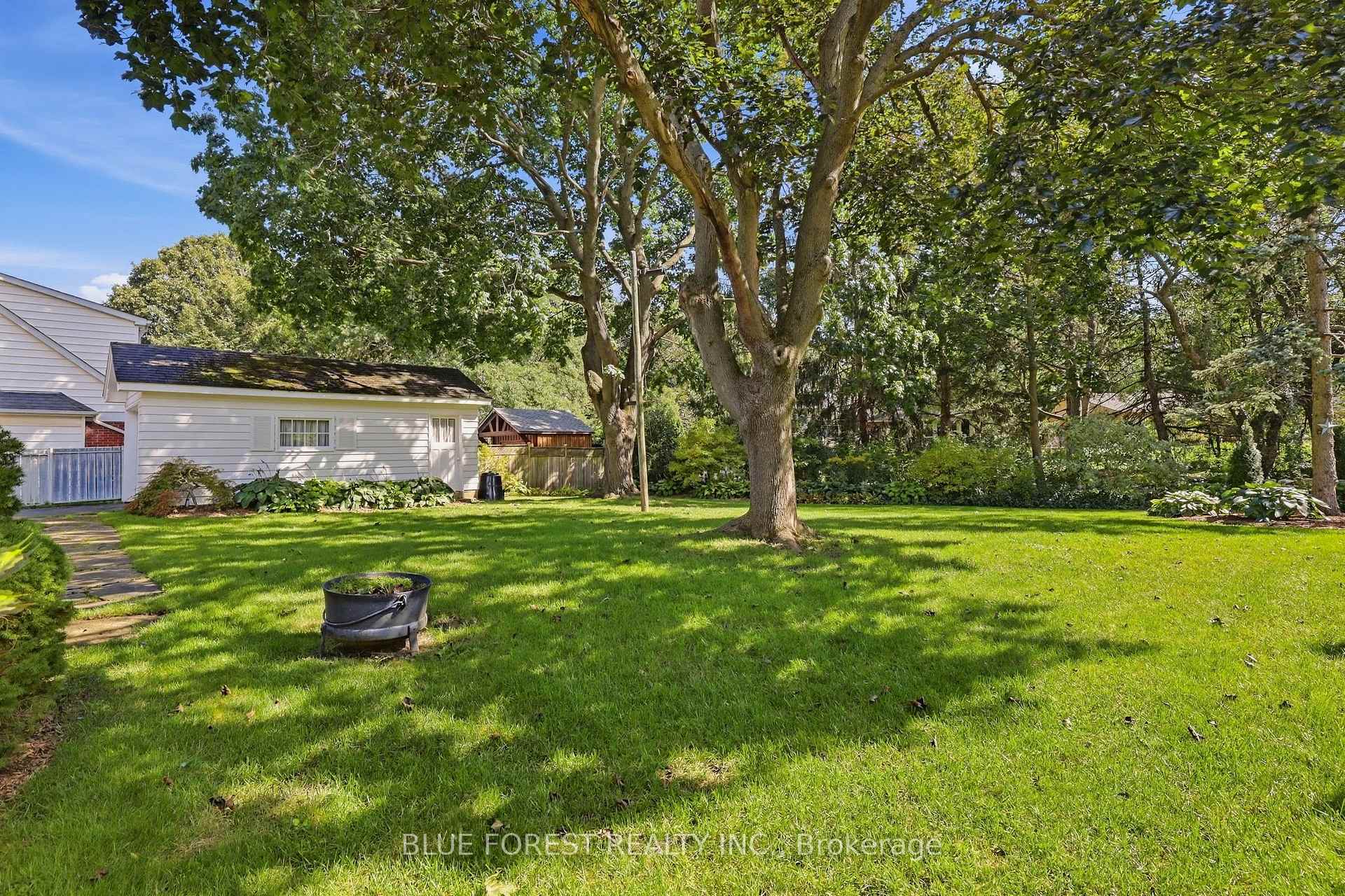 Photo 41 of 465 Averill Crescent, London, South G — HOMEH