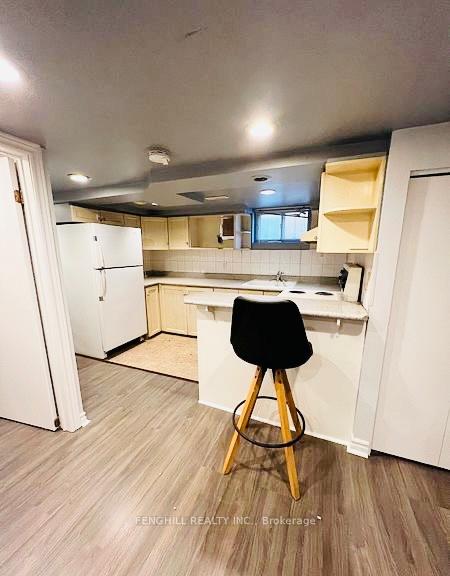 Photo 4 of Unit Bsmt, 218 Finch Avenue E, North York, Newtonbrook East — HOMEH