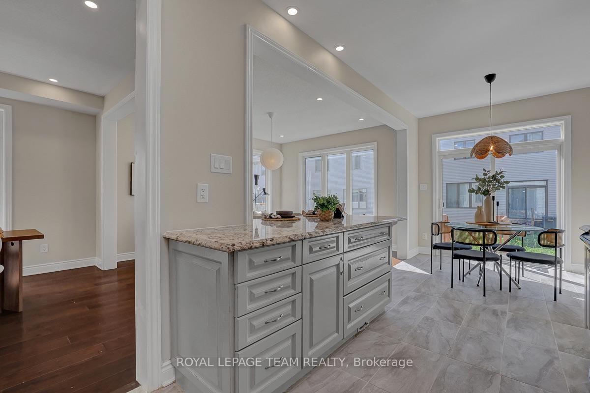 Photo 21 of 721 Megrez Way, Ottawa, Barrhaven - Half Moon Bay — HOMEH