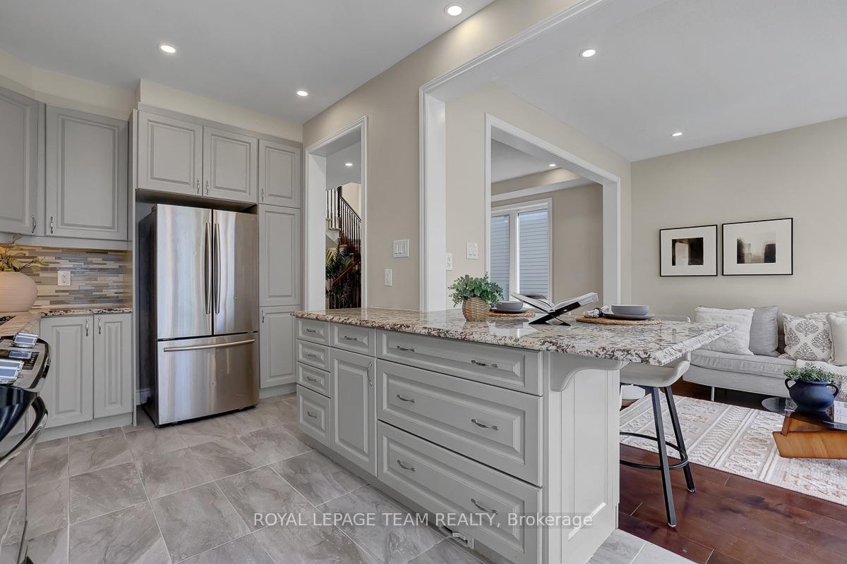 Photo 22 of 721 Megrez Way, Ottawa, Barrhaven - Half Moon Bay — HOMEH