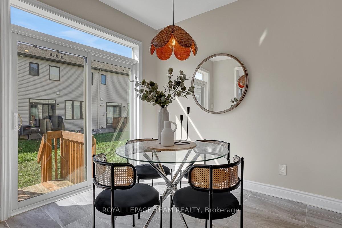 Photo 27 of 721 Megrez Way, Ottawa, Barrhaven - Half Moon Bay — HOMEH