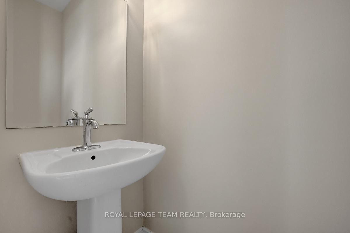 Photo 30 of 721 Megrez Way, Ottawa, Barrhaven - Half Moon Bay — HOMEH