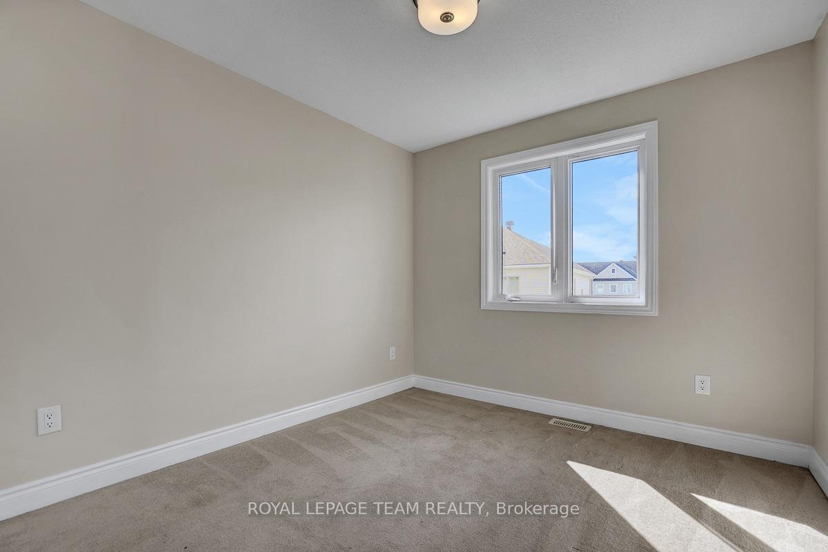 Photo 36 of 721 Megrez Way, Ottawa, Barrhaven - Half Moon Bay — HOMEH