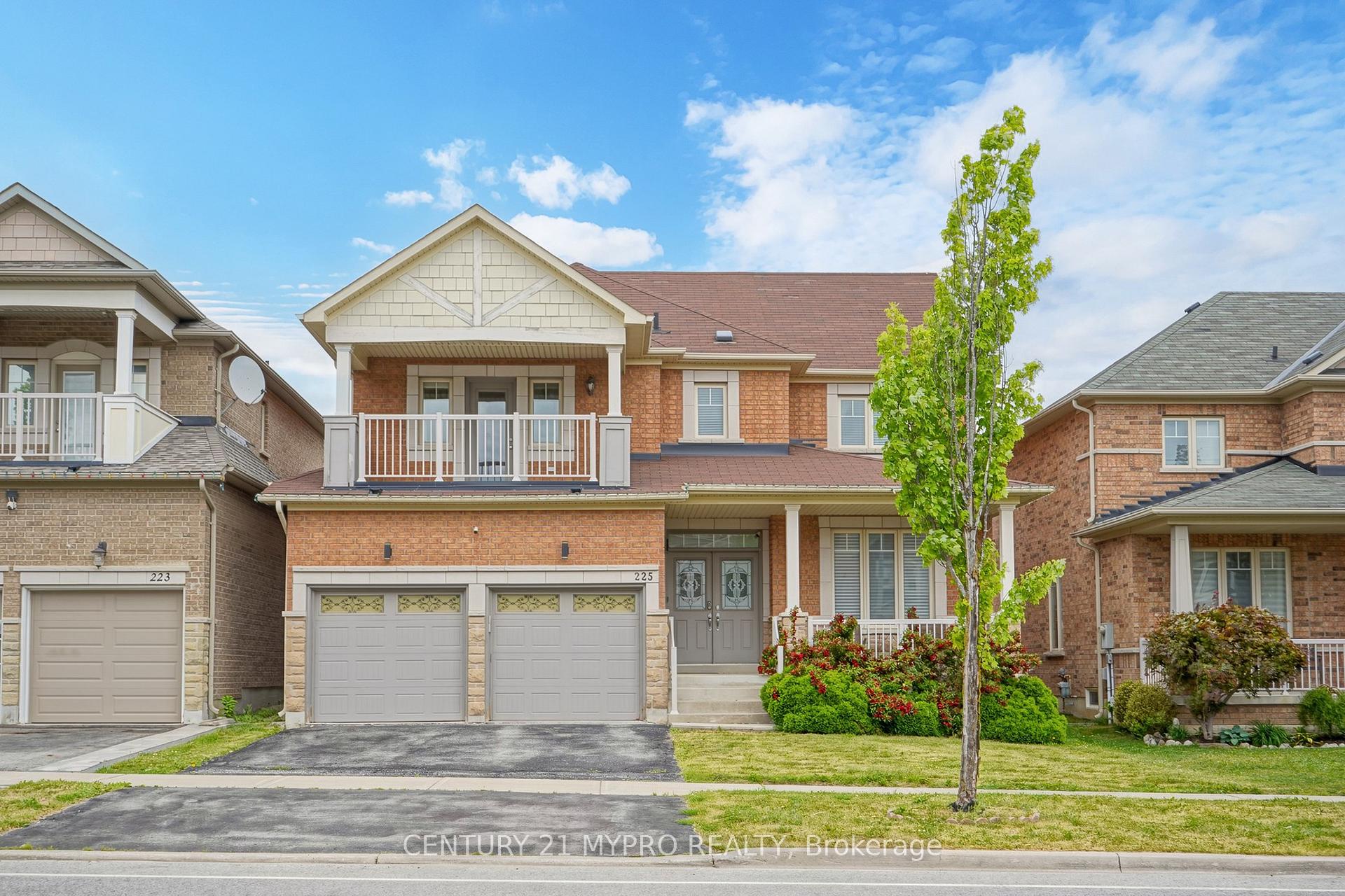 Photo of 225 Silver Maple Road