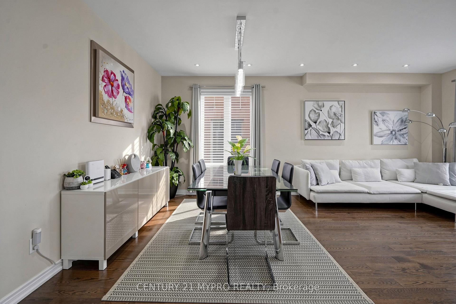 Photo 14 of 225 Silver Maple Road, Richmond Hill, Jefferson — HOMEH