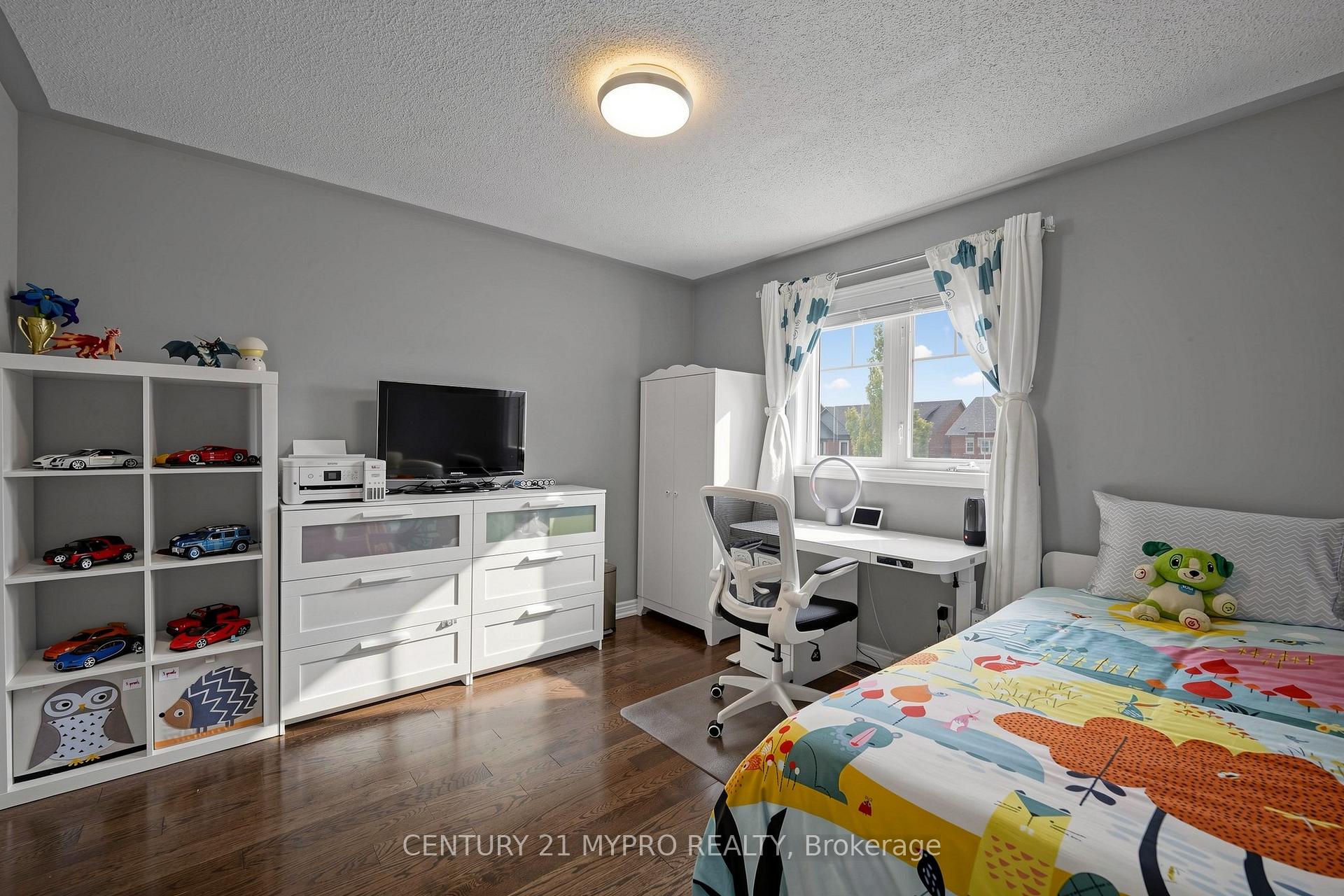Photo 23 of 225 Silver Maple Road, Richmond Hill, Jefferson — HOMEH