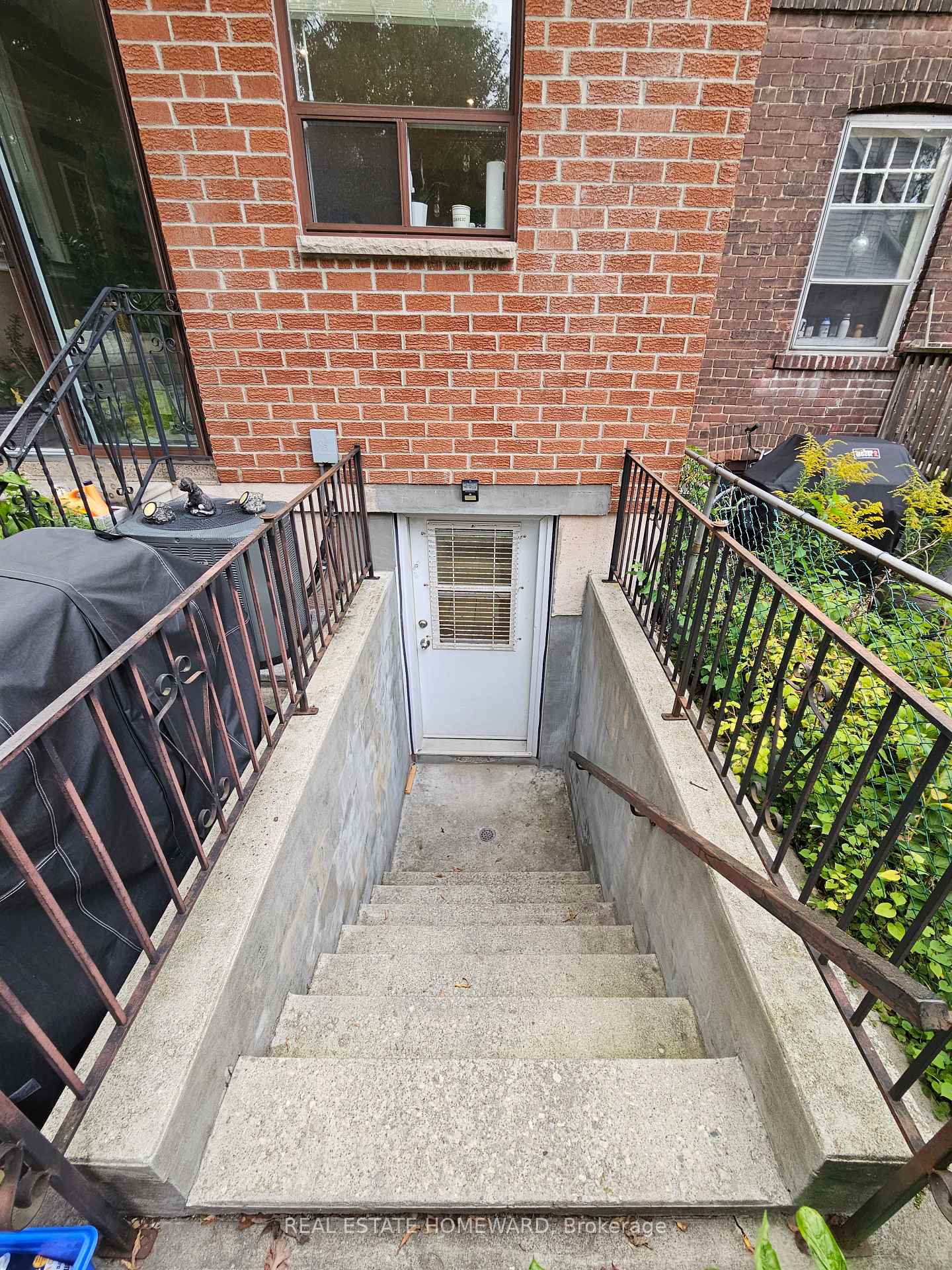 Photo 3 of Unit Lower level, 19 Keystone Avenue, Toronto, East End-Danforth — HOMEH