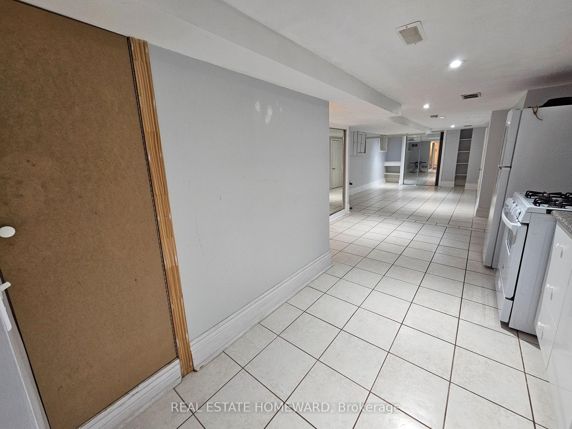 Photo 6 of Unit Lower level, 19 Keystone Avenue, Toronto, East End-Danforth — HOMEH