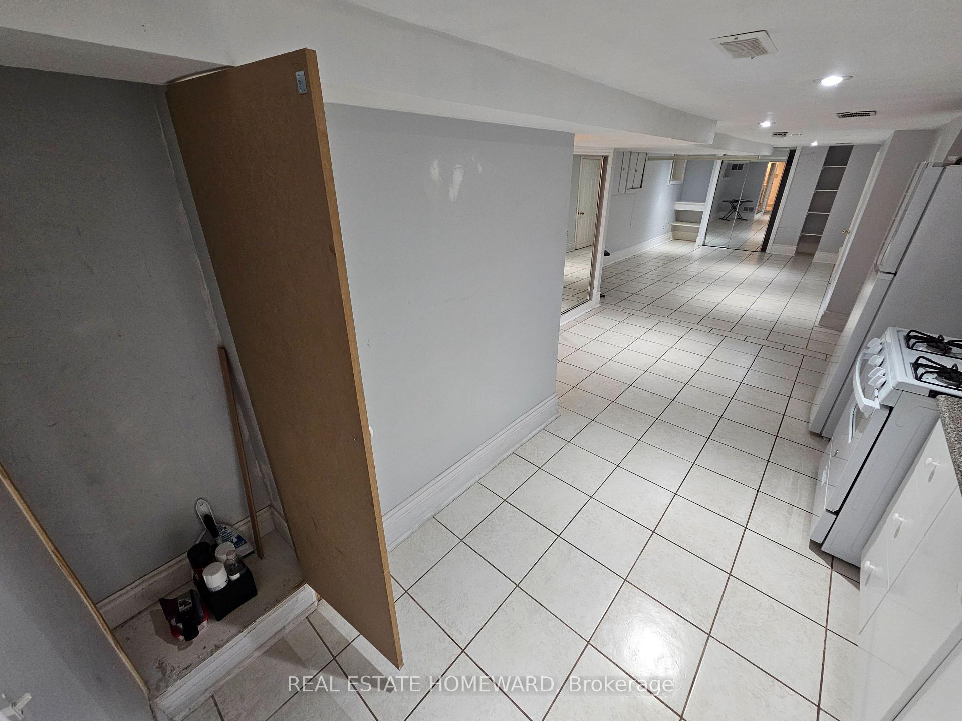 Photo 7 of Unit Lower level, 19 Keystone Avenue, Toronto, East End-Danforth — HOMEH