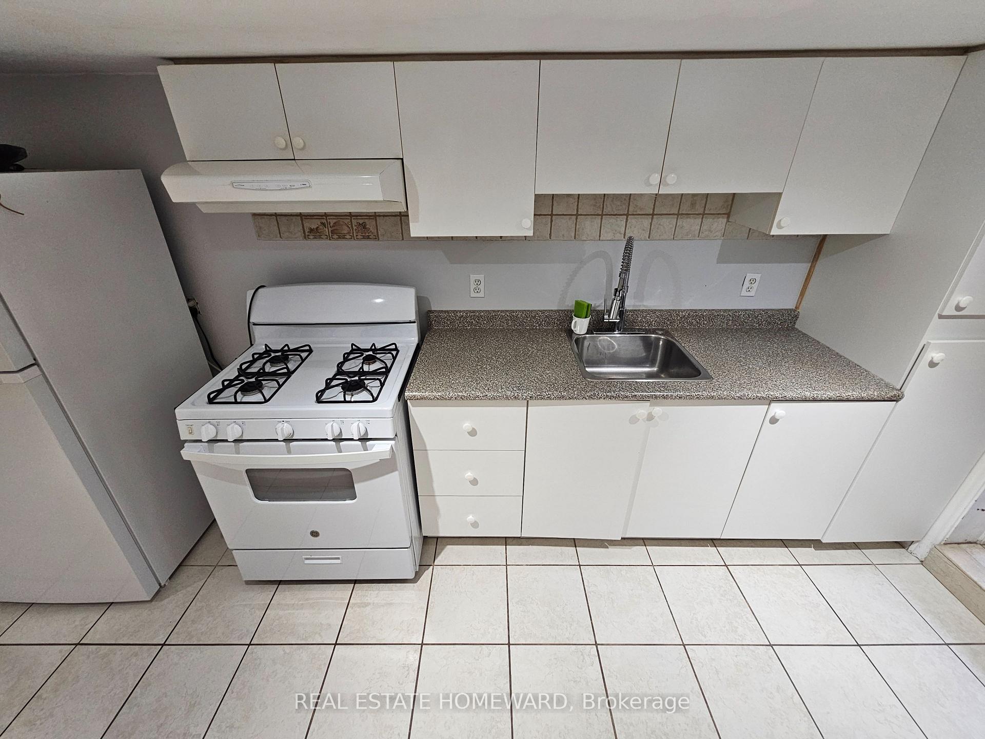 Photo 8 of Unit Lower level, 19 Keystone Avenue, Toronto, East End-Danforth — HOMEH