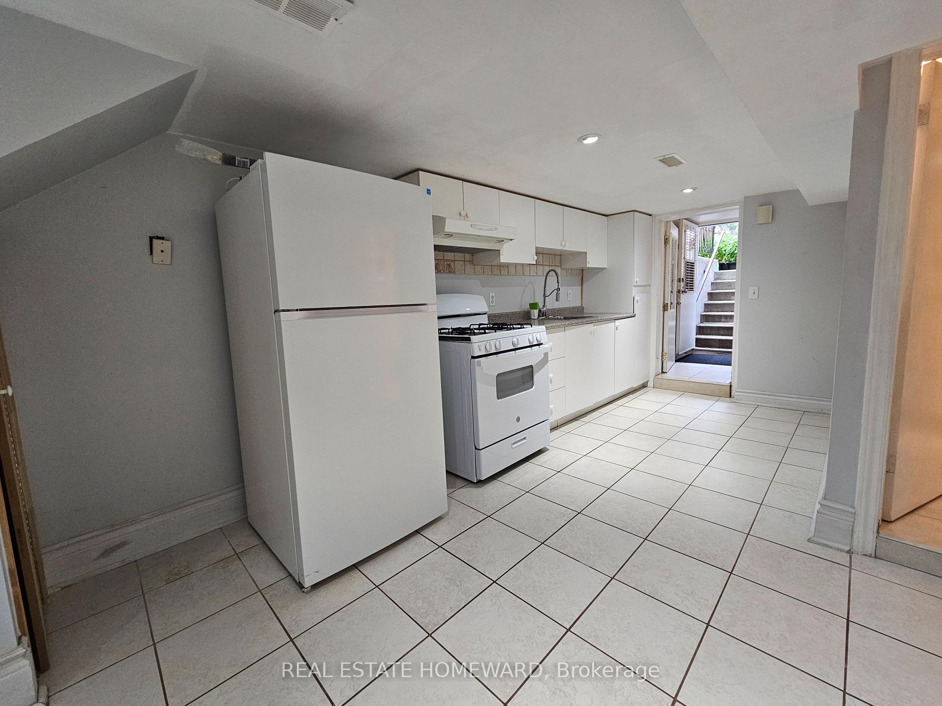 Photo 9 of Unit Lower level, 19 Keystone Avenue, Toronto, East End-Danforth — HOMEH