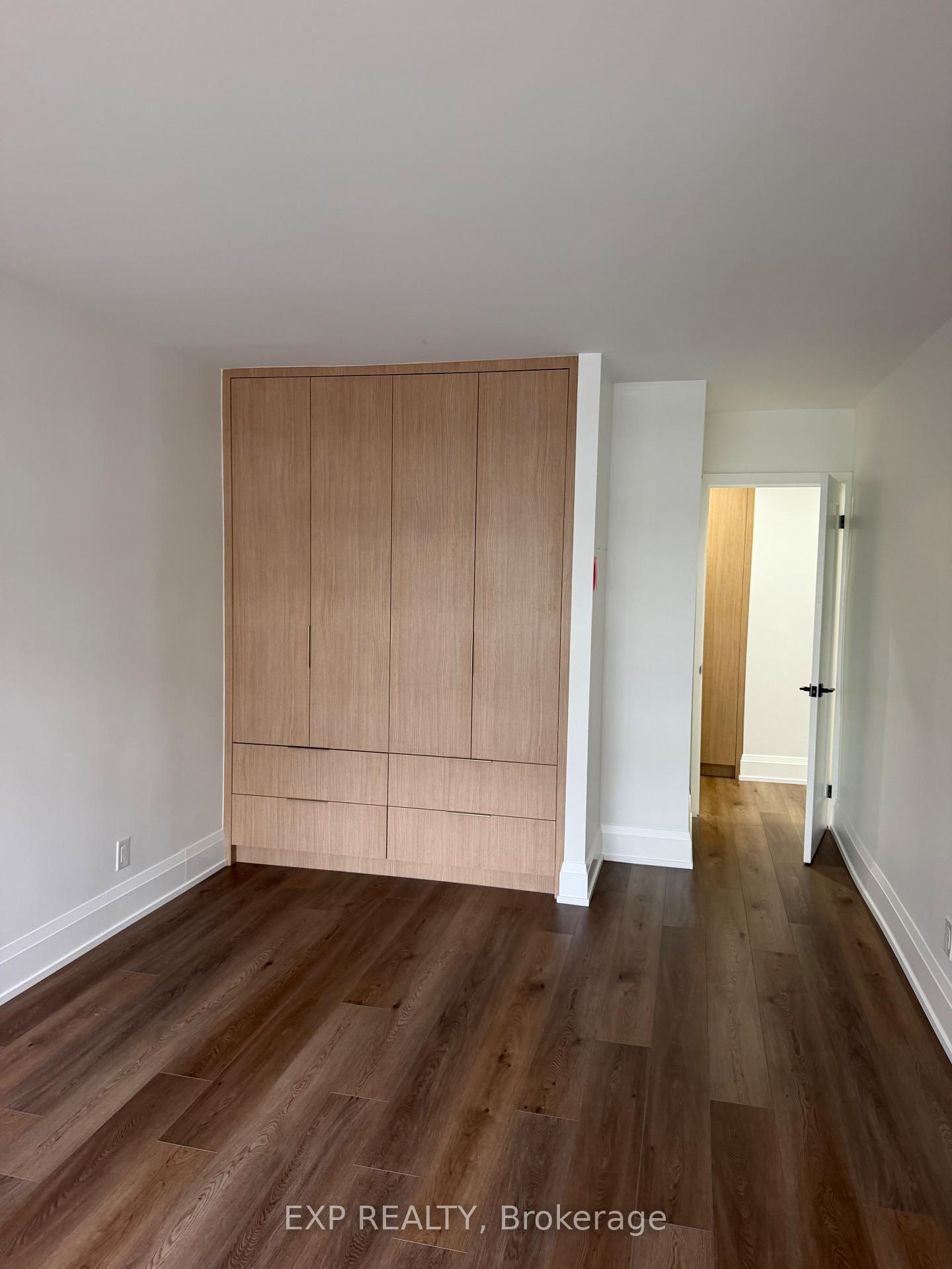 Photo 7 of Unit 404, 60 Montclair Avenue, Toronto, Forest Hill South — HOMEH