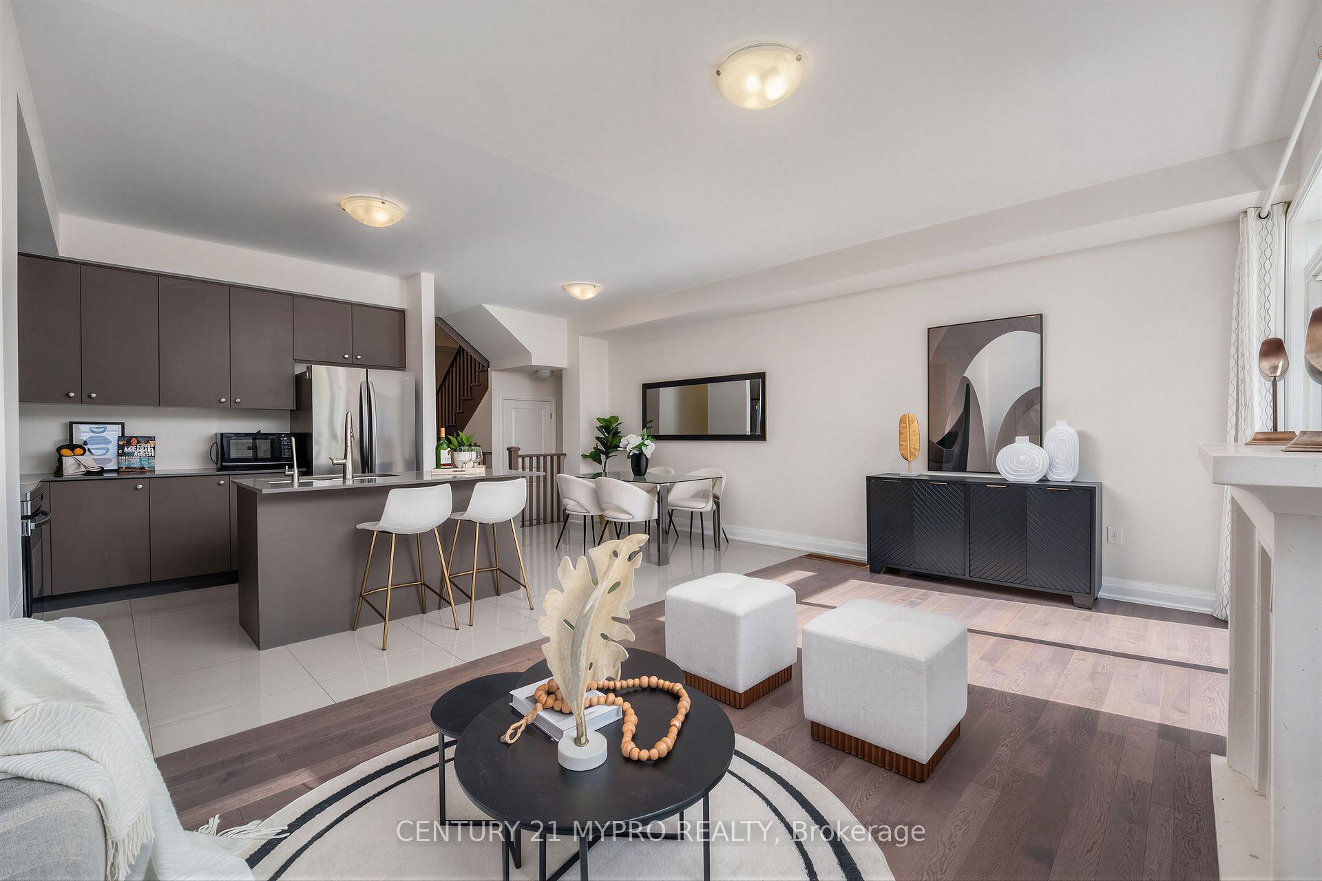 Photo 15 of 105 McCague Avenue, Richmond Hill, Rural Richmond Hill — HOMEH