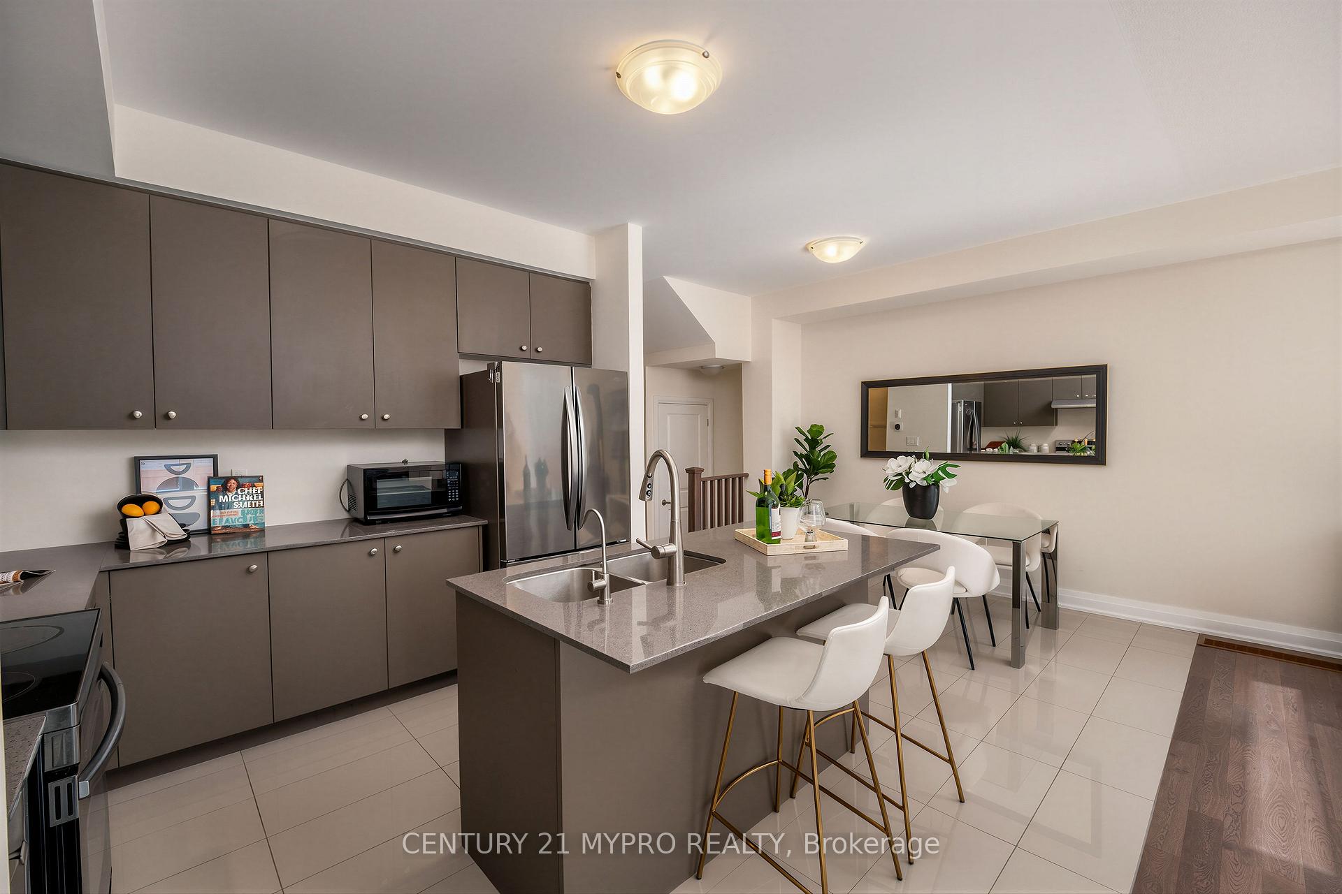 Photo 17 of 105 McCague Avenue, Richmond Hill, Rural Richmond Hill — HOMEH