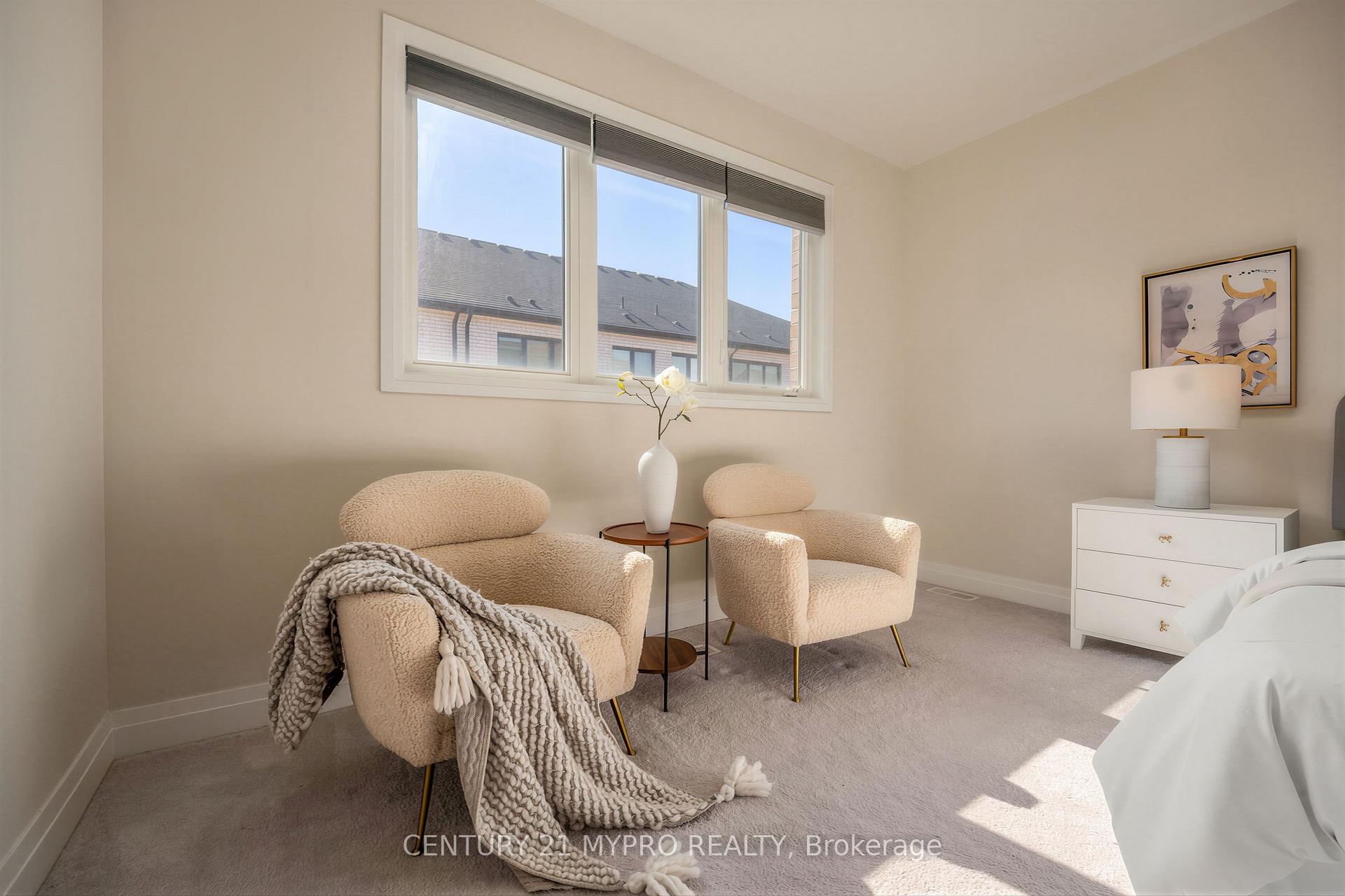Photo 25 of 105 McCague Avenue, Richmond Hill, Rural Richmond Hill — HOMEH