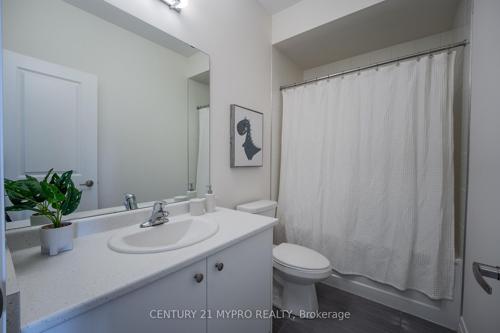 Photo 35 of 105 McCague Avenue, Richmond Hill, Rural Richmond Hill — HOMEH