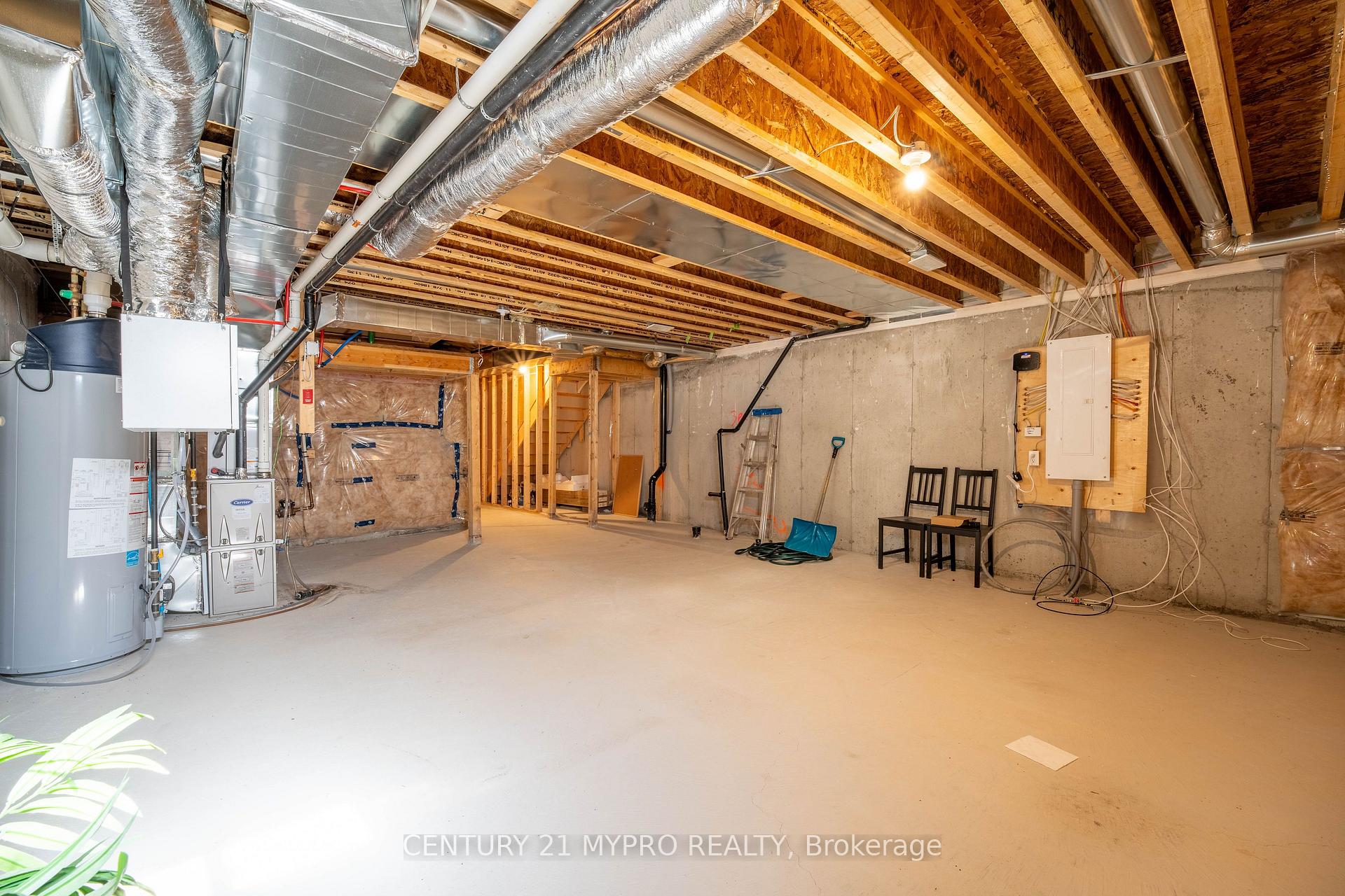 Photo 40 of 105 McCague Avenue, Richmond Hill, Rural Richmond Hill — HOMEH