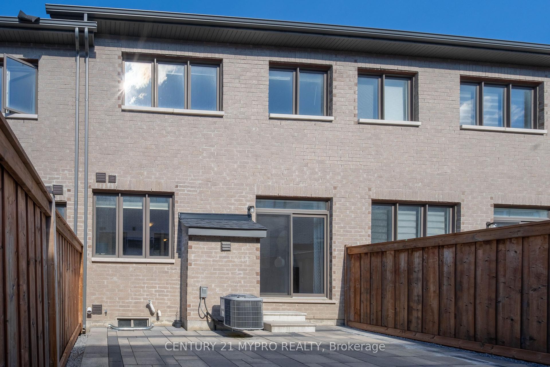 Photo 44 of 105 McCague Avenue, Richmond Hill, Rural Richmond Hill — HOMEH