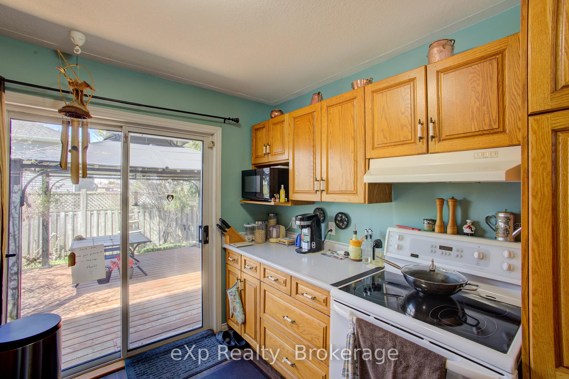 Photo 12 of 685 Reserve Avenue S, North Perth, Listowel — HOMEH