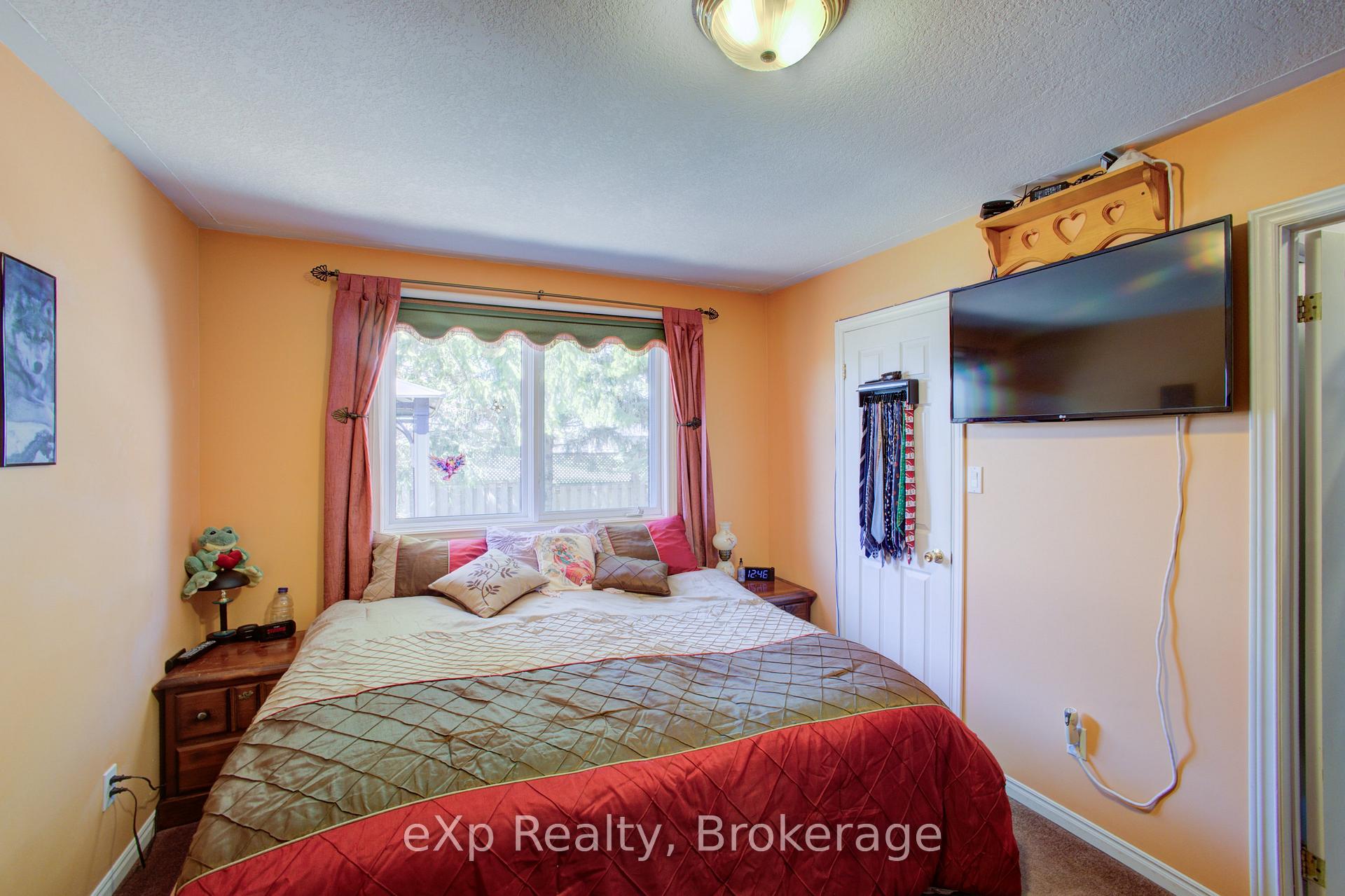 Photo 15 of 685 Reserve Avenue S, North Perth, Listowel — HOMEH