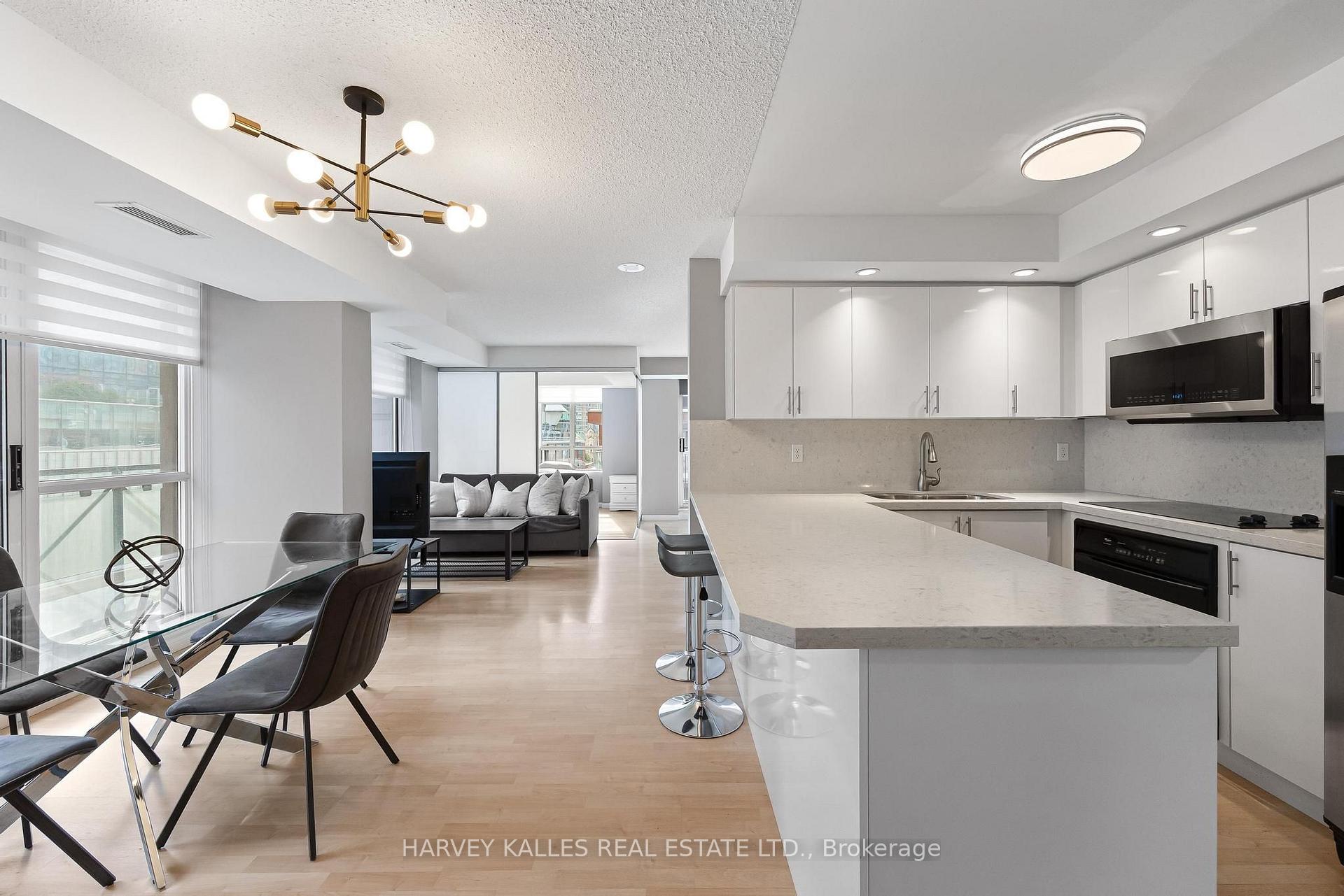 Photo 11 of Unit 515, 140 Simcoe Street, Toronto, Waterfront Communities — HOMEH