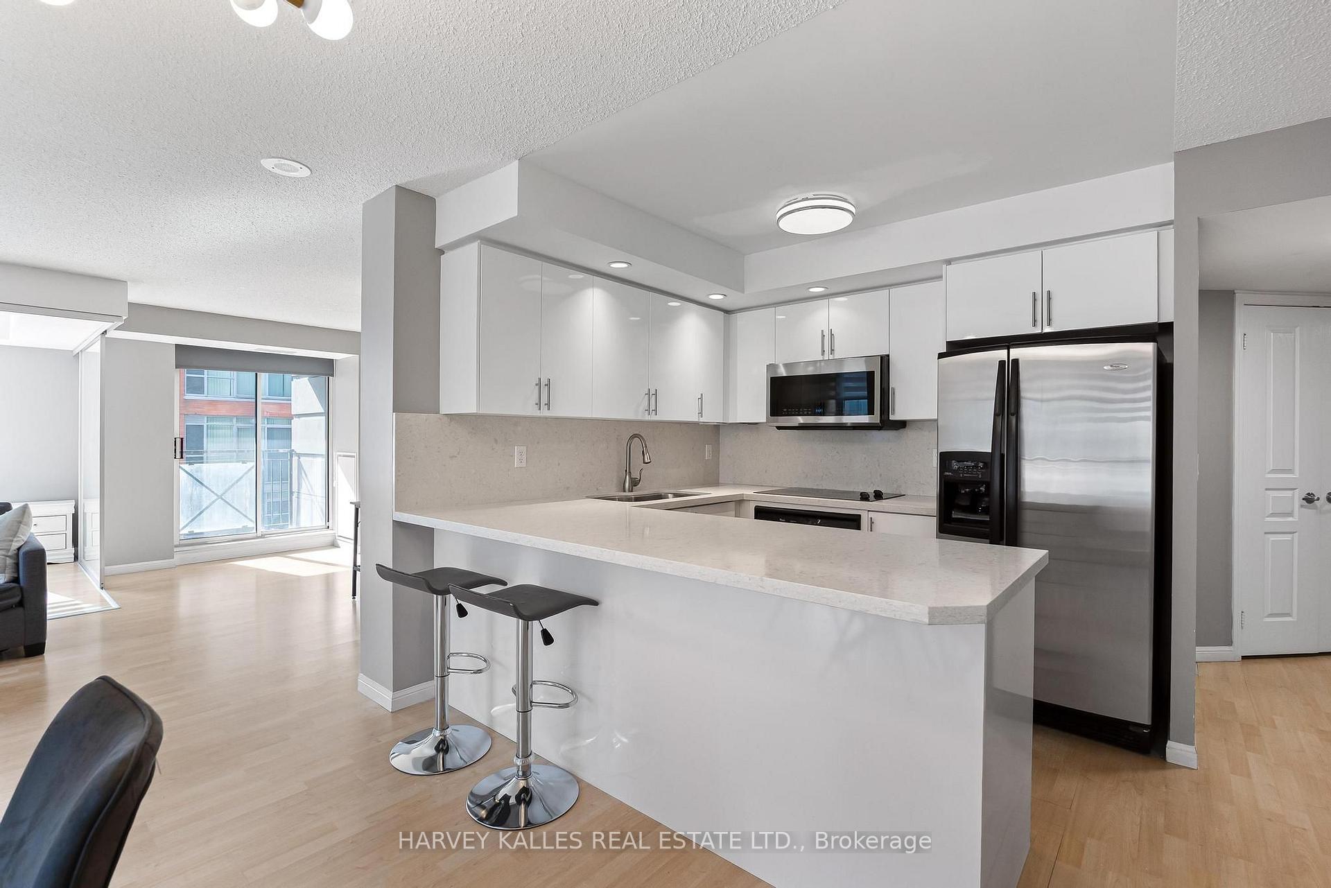 Photo 12 of Unit 515, 140 Simcoe Street, Toronto, Waterfront Communities — HOMEH