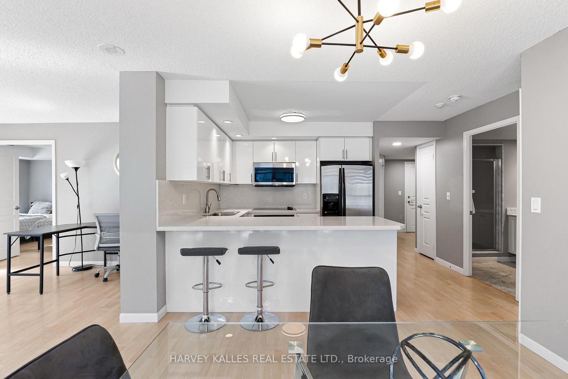 Photo 13 of Unit 515, 140 Simcoe Street, Toronto, Waterfront Communities — HOMEH
