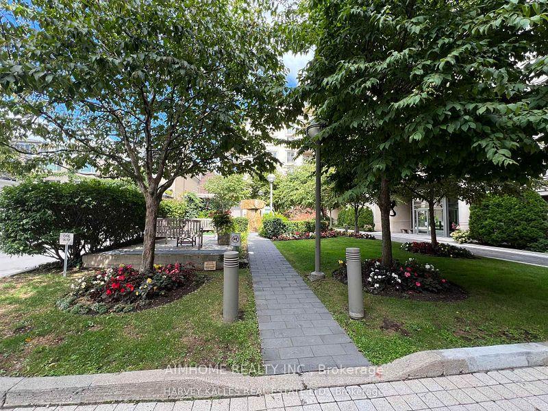 Photo 10 of Unit 407, 1 Balmoral Avenue, Toronto, Yonge-St. Clair — HOMEH