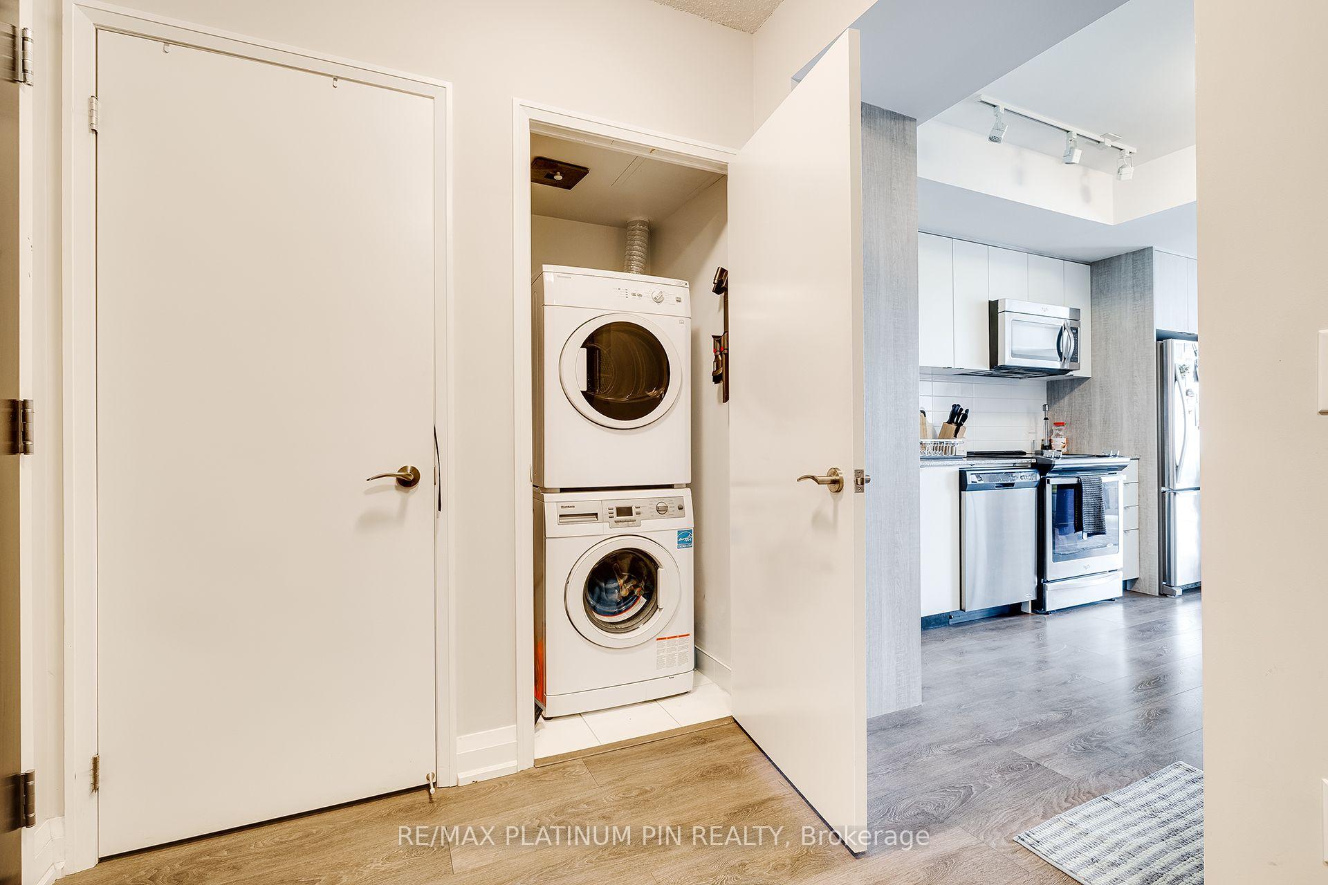 Photo 8 of Unit 2405, 9 Valhalla Inn Road, Etobicoke, Islington-City Centre West — HOMEH