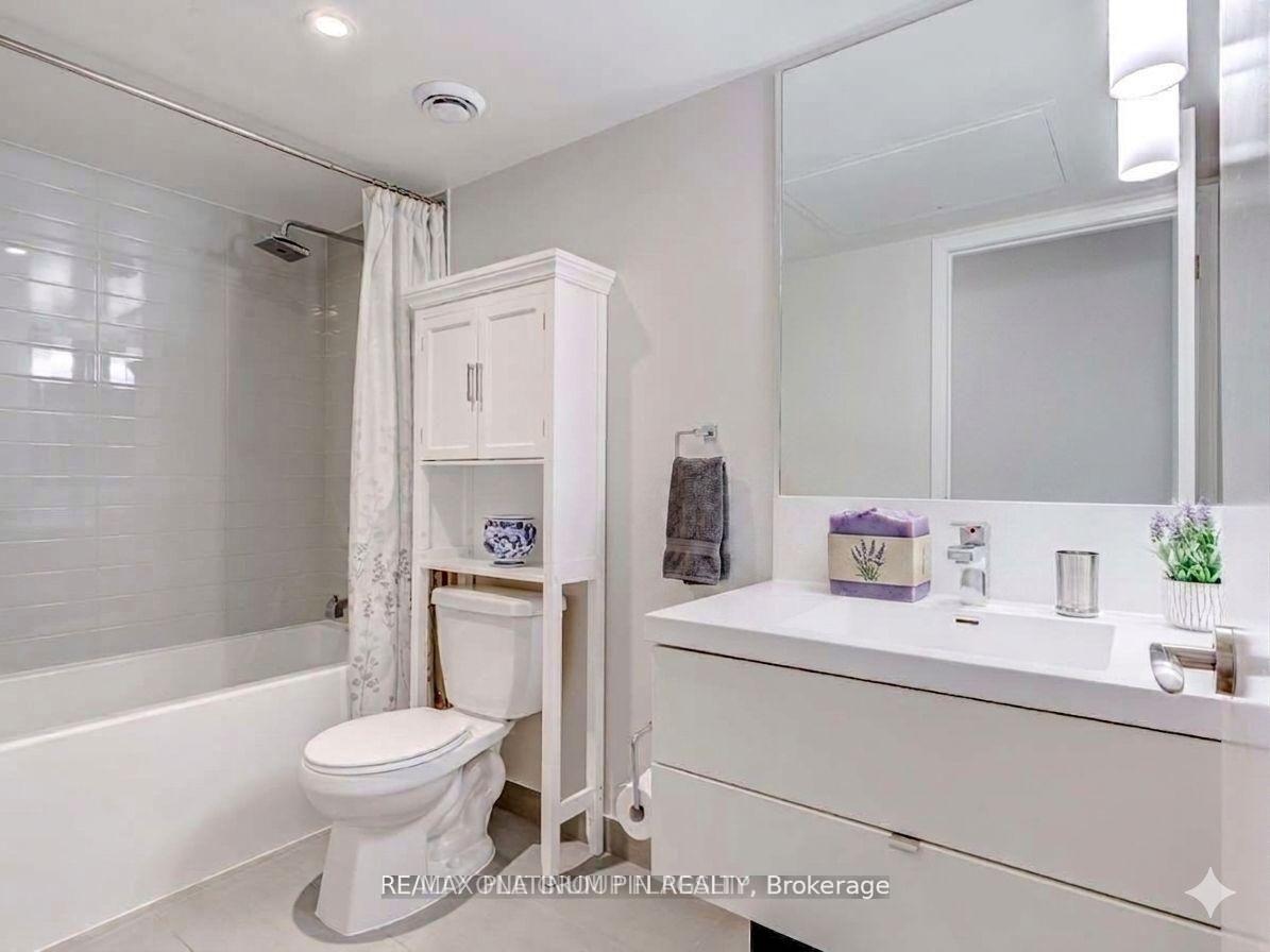 Photo 9 of Unit 2405, 9 Valhalla Inn Road, Etobicoke, Islington-City Centre West — HOMEH