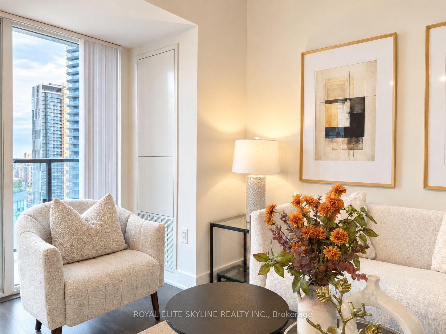 Photo 5 of Unit 2401, 955 Bay Street, Toronto, Bay Street Corridor — HOMEH