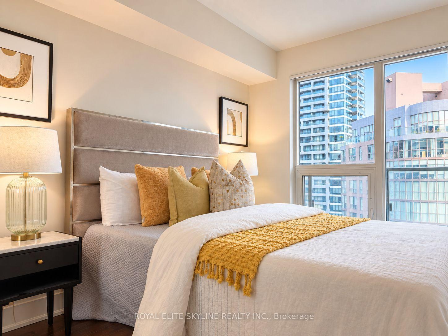 Photo 25 of Unit 2401, 955 Bay Street, Toronto, Bay Street Corridor — HOMEH