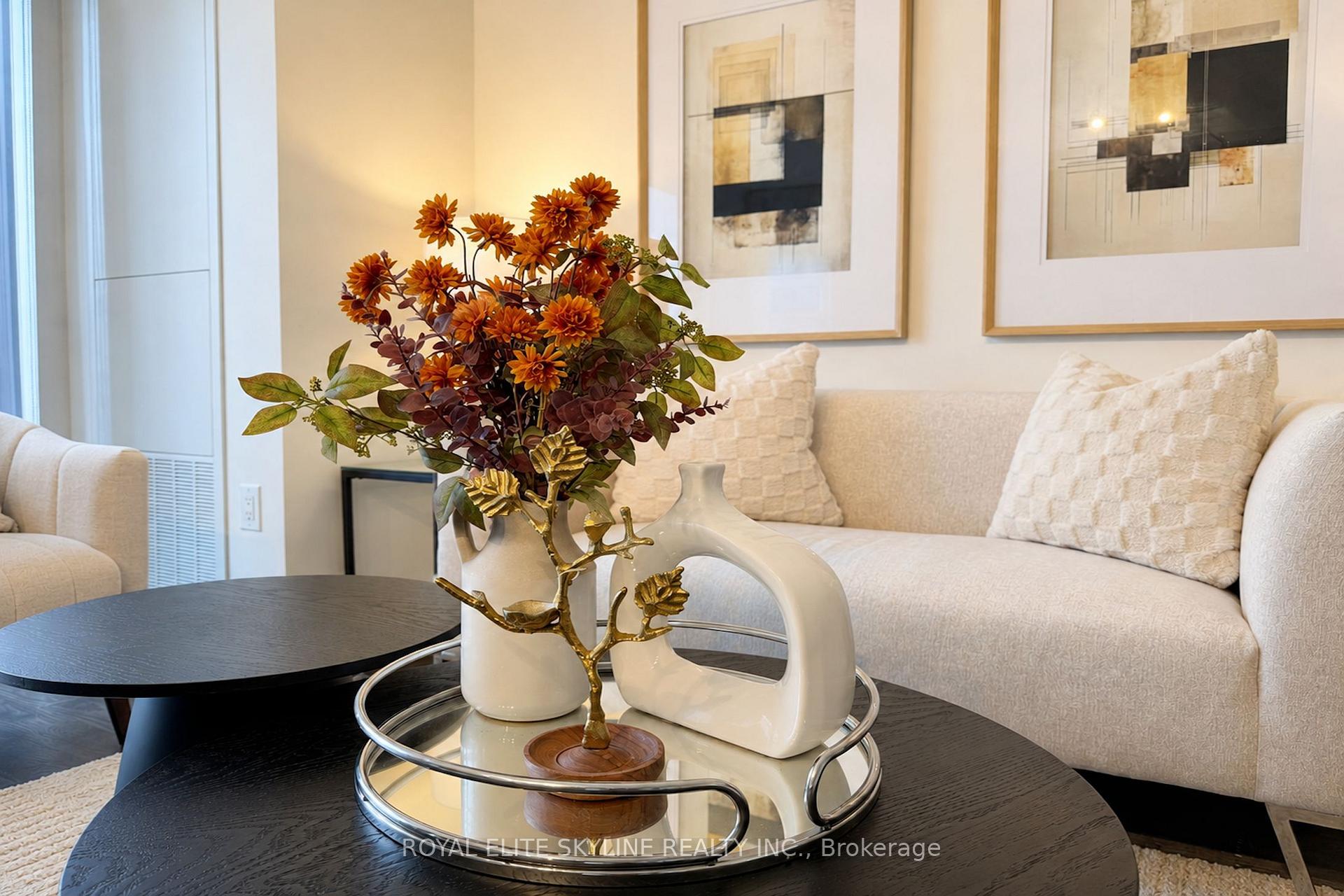 Photo 12 of Unit 2401, 955 Bay Street, Toronto, Bay Street Corridor — HOMEH