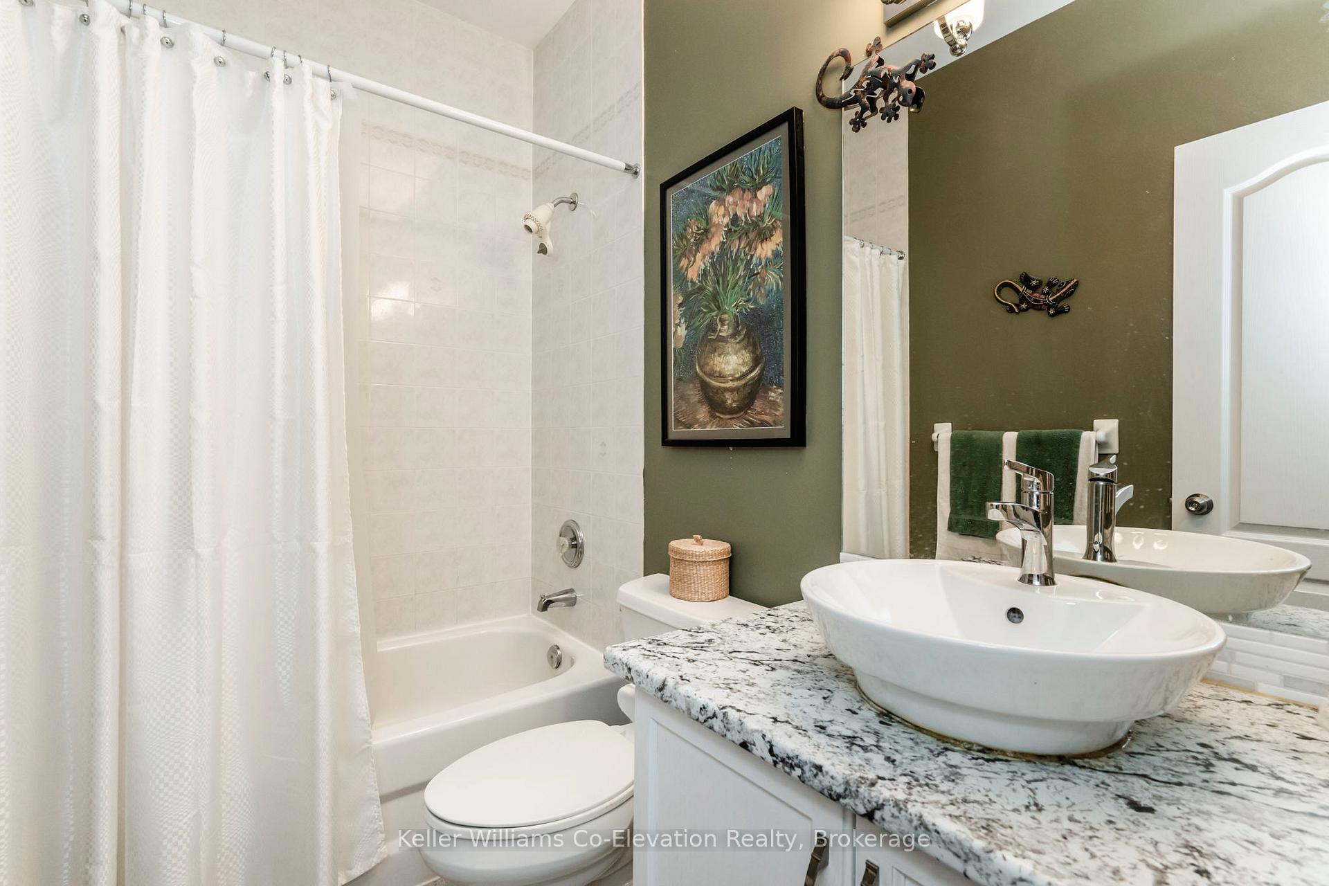 Photo 13 of 33 Allsop Crescent, Barrie, Holly — HOMEH