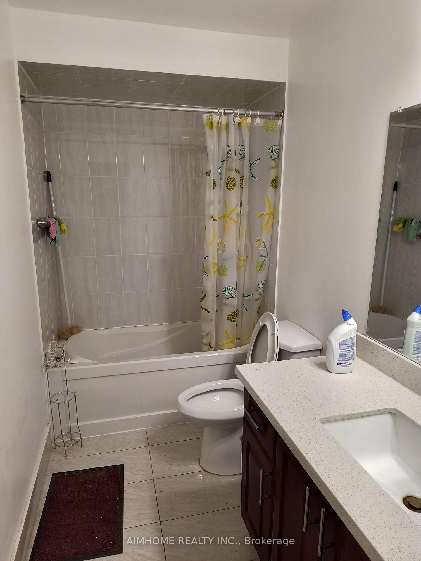 Photo 9 of 68 Mentor Boulevard, North York, Hillcrest Village — HOMEH