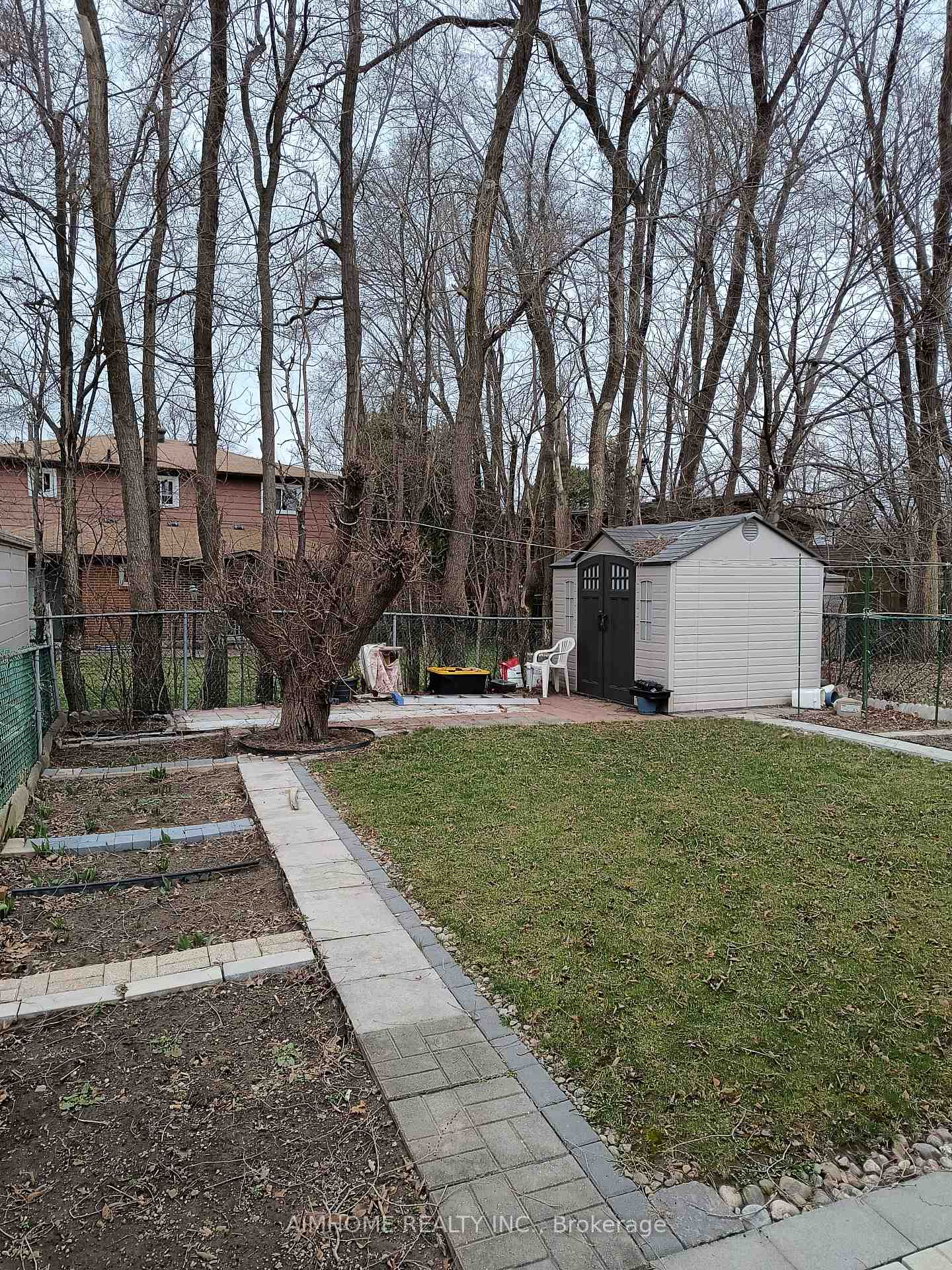 Photo 12 of 68 Mentor Boulevard, North York, Hillcrest Village — HOMEH