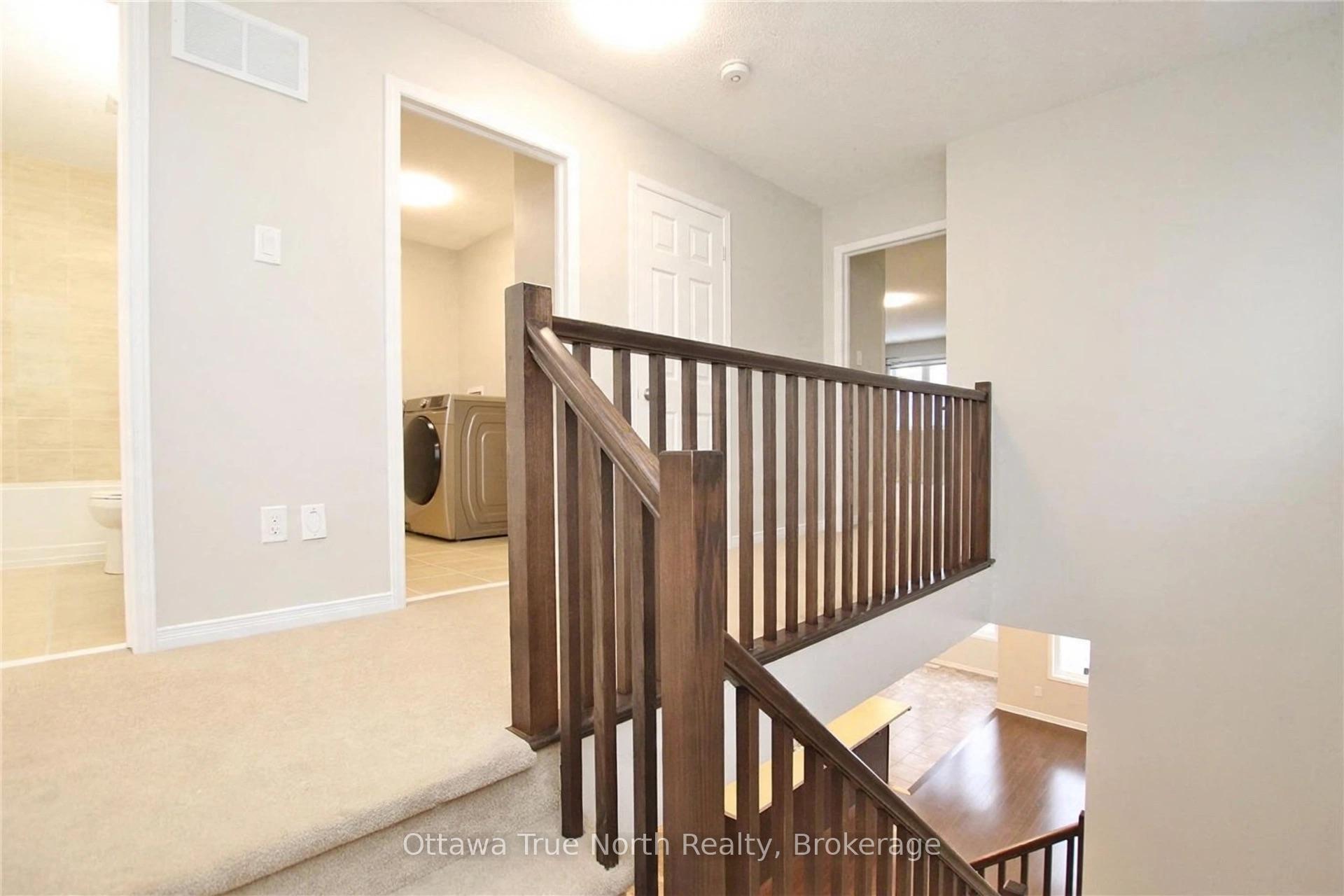 Photo 18 of 647 Gabriola Way, Ottawa, Kanata - Kanata Lakes/Heritage Hills — HOMEH