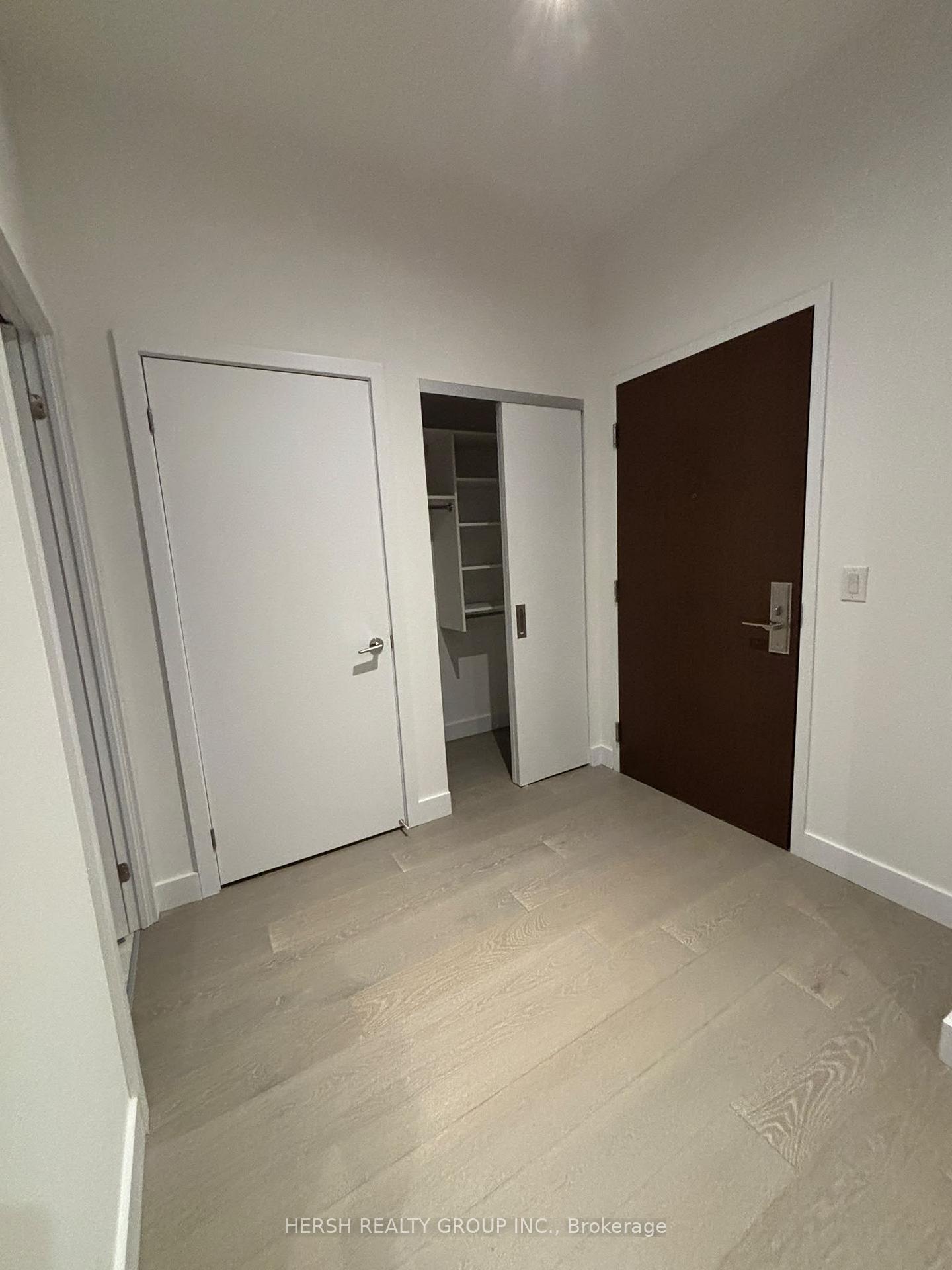 Photo 7 of Unit 806, 160 Kingsway Crescent, Etobicoke, Kingsway South — HOMEH