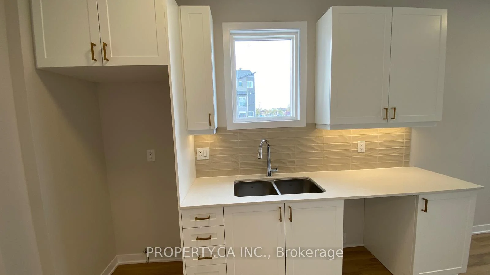 Photo 9 of 1489 Cerceau Private, Ottawa, Chapel Hill South - Orleans Village — HOMEH