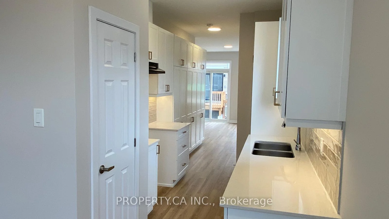 Photo 11 of 1489 Cerceau Private, Ottawa, Chapel Hill South - Orleans Village — HOMEH