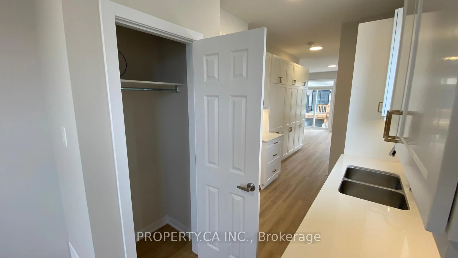 Photo 16 of 1489 Cerceau Private, Ottawa, Chapel Hill South - Orleans Village — HOMEH