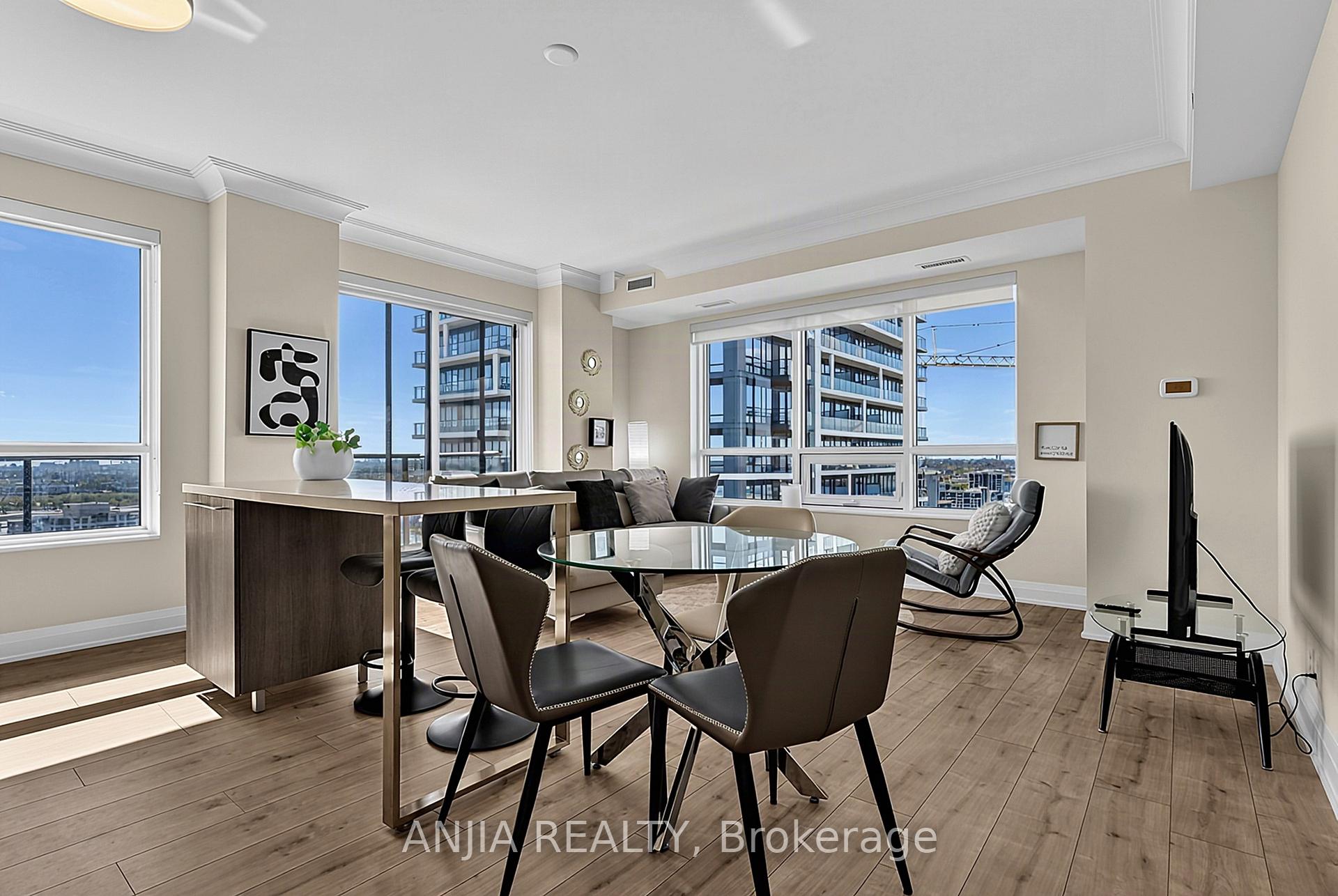 Photo 5 of Unit 2705, 18 Water Walk Drive, Markham, Unionville — HOMEH