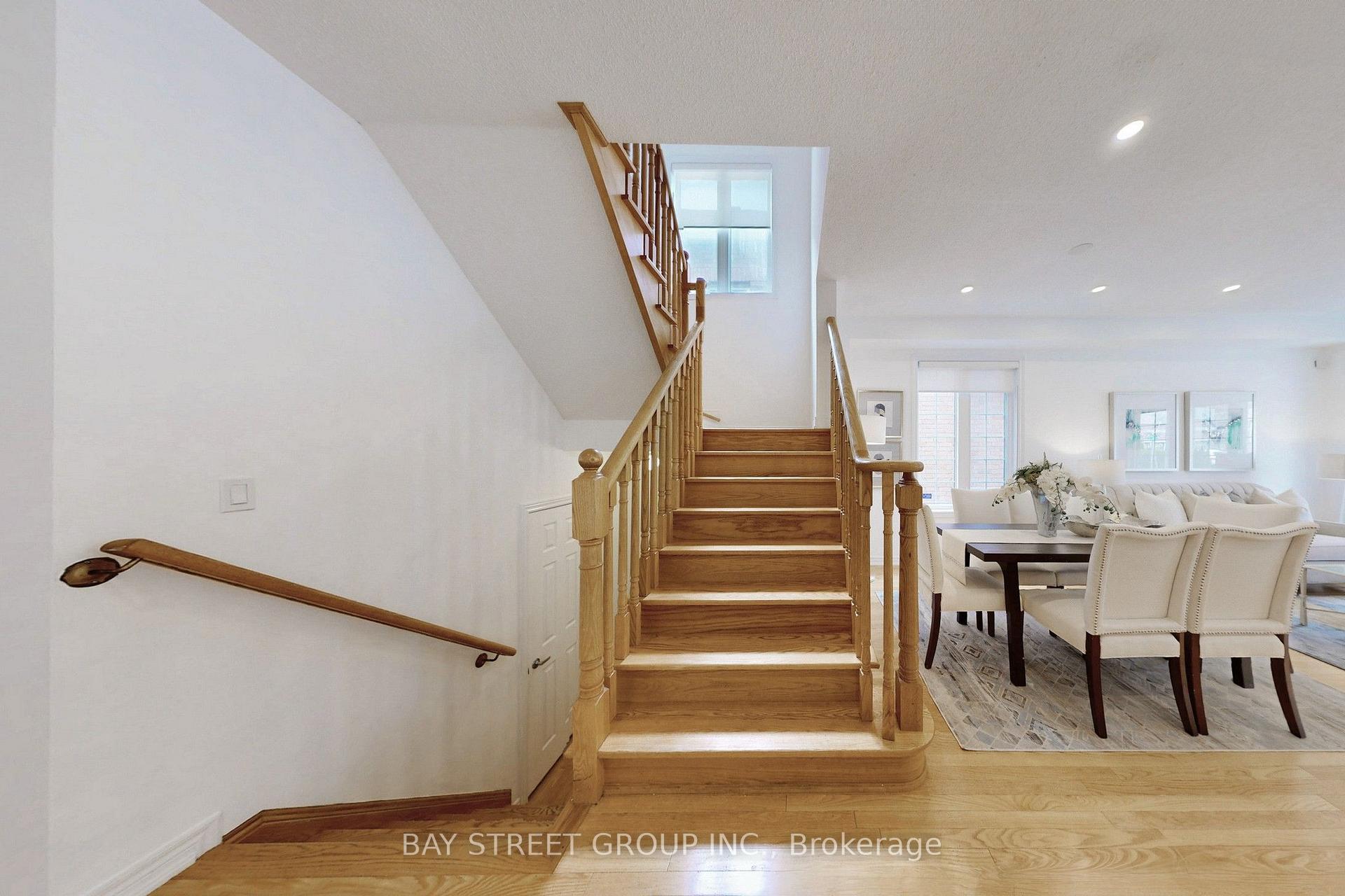 Photo 6 of 7 Tufo Avenue, Markham, Victoria Square — HOMEH