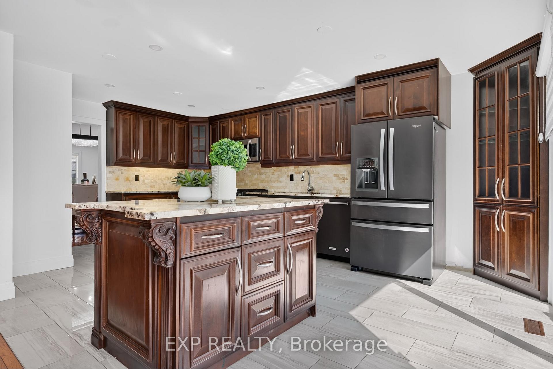Photo 8 of 664 Dolby Crescent, Milton, Beaty — HOMEH