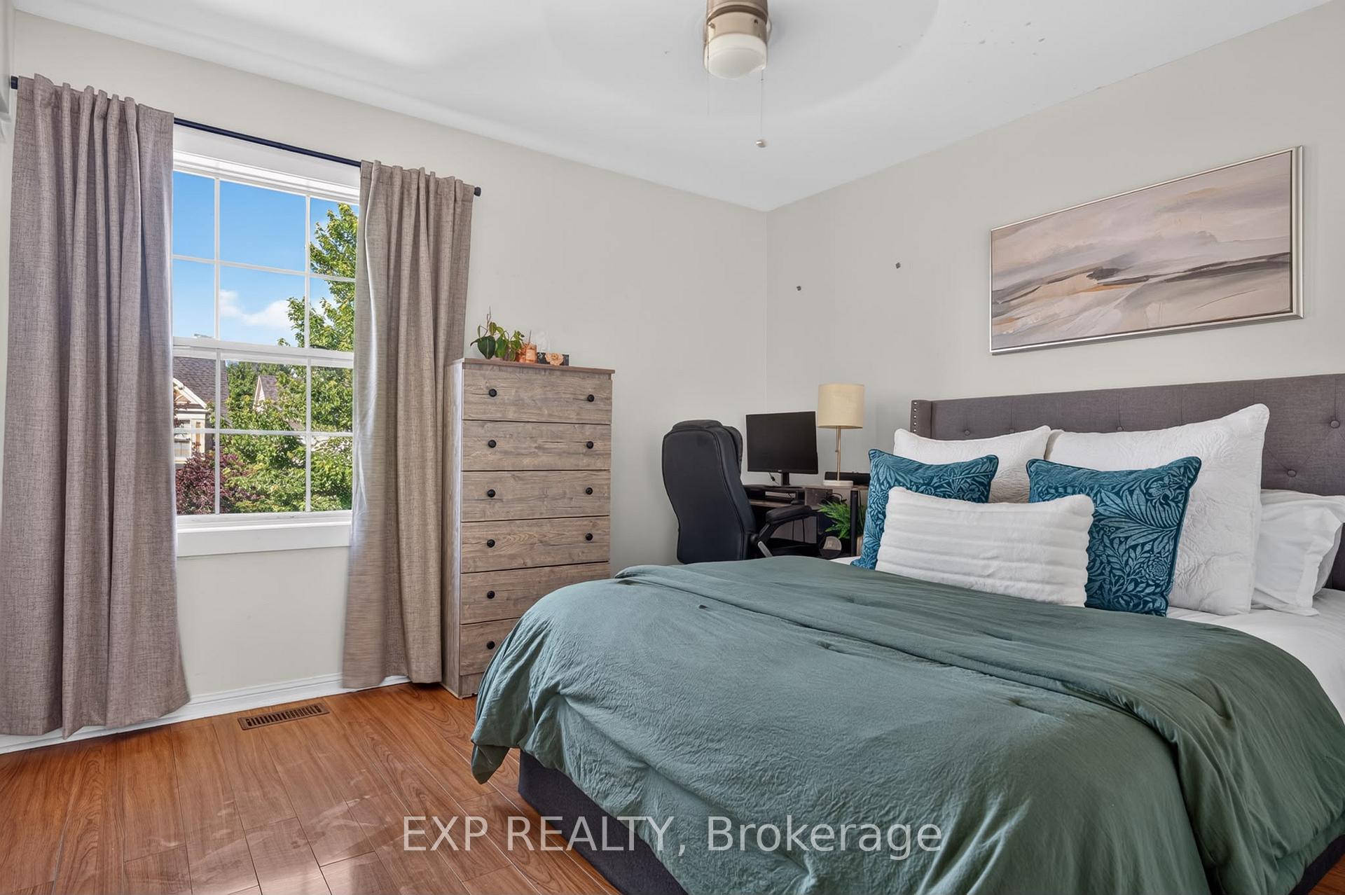 Photo 24 of 664 Dolby Crescent, Milton, Beaty — HOMEH