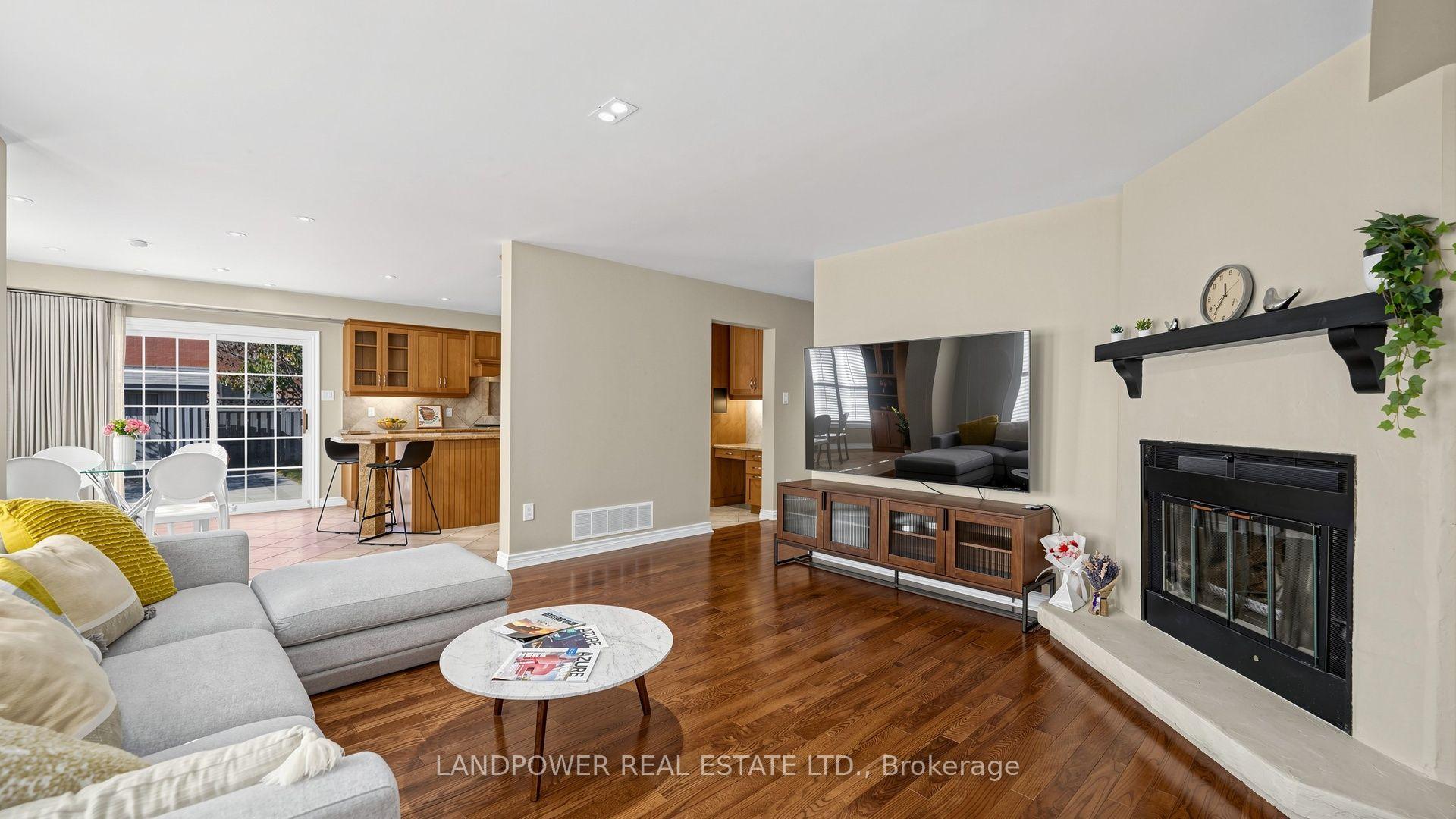 Photo 22 of 2 Ambleside Crescent, Markham, Unionville — HOMEH