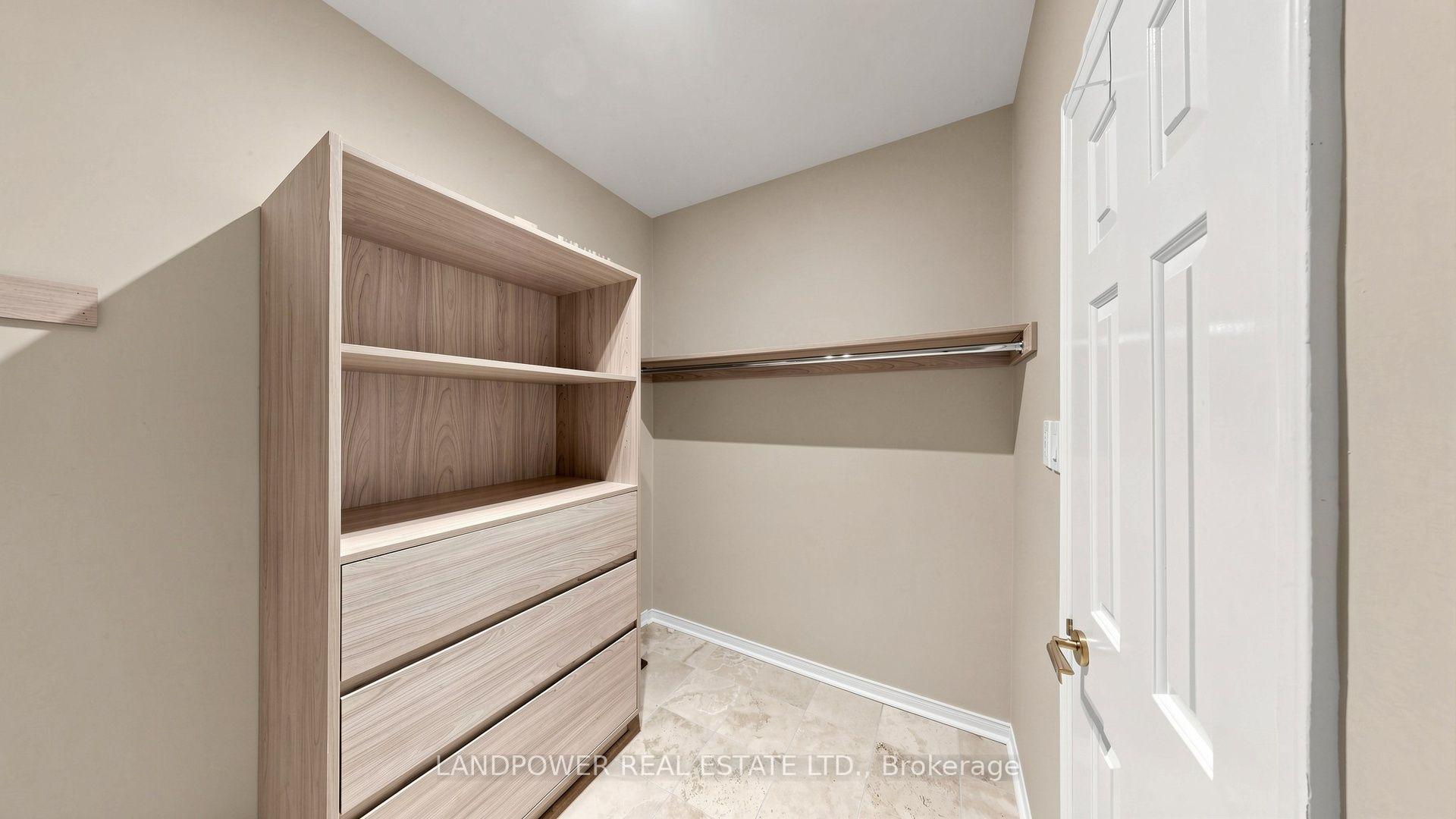 Photo 31 of 2 Ambleside Crescent, Markham, Unionville — HOMEH