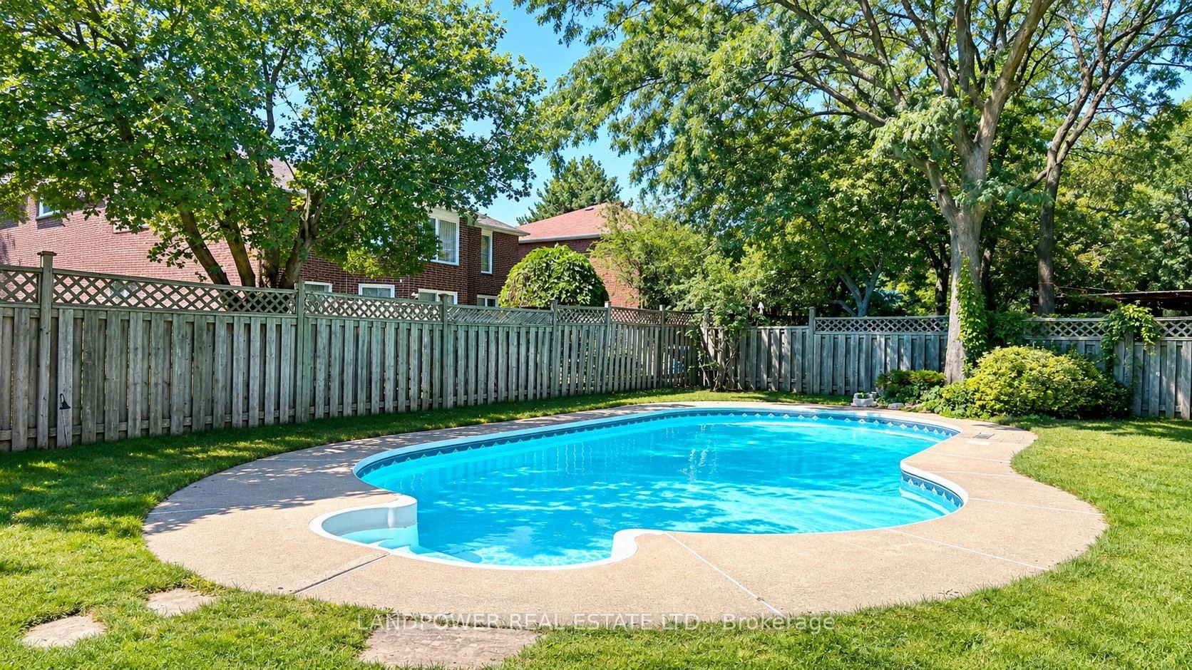 Photo 56 of 2 Ambleside Crescent, Markham, Unionville — HOMEH
