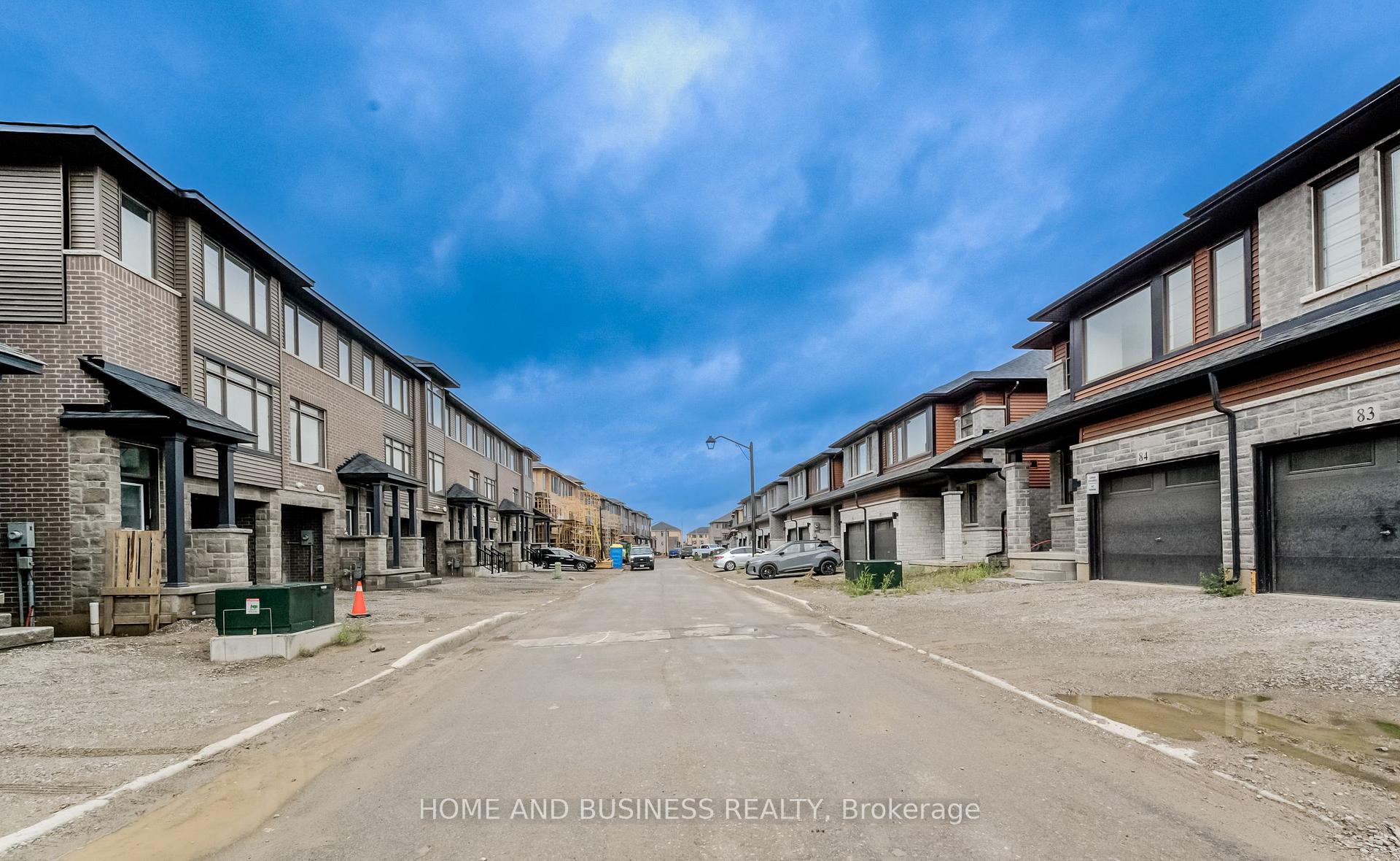 Photo 3 of Unit 36, 120 Court Drive, Brant, Paris — HOMEH