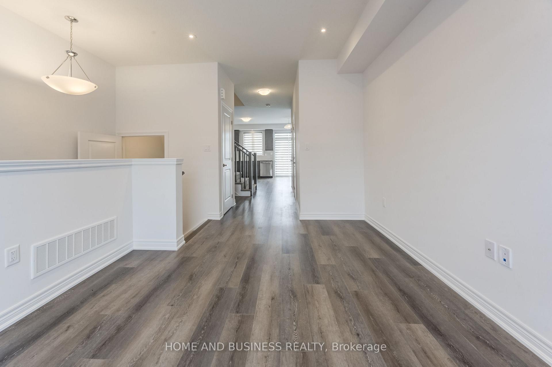 Photo 10 of Unit 36, 120 Court Drive, Brant, Paris — HOMEH